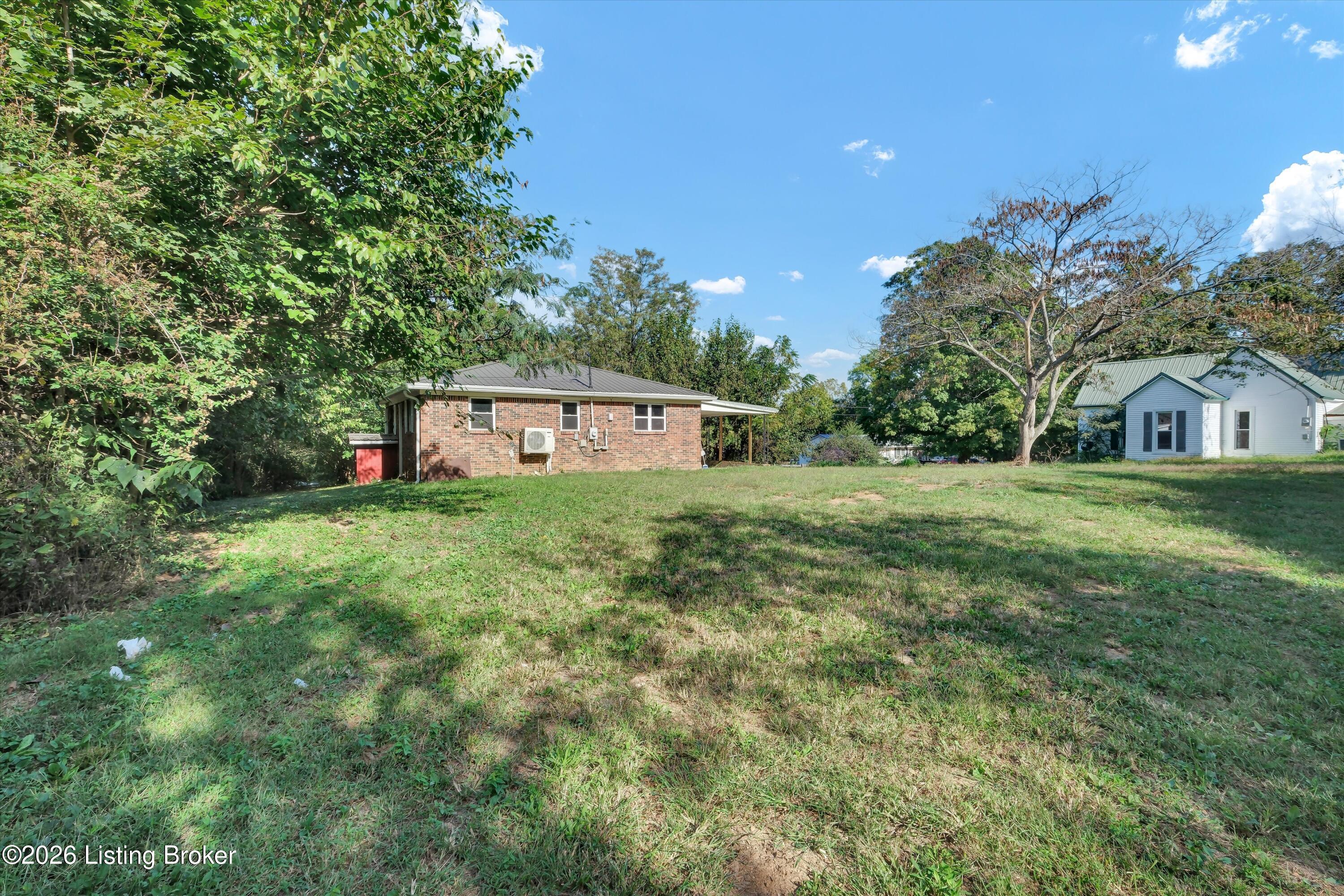 60 2nd St Property Photo 25