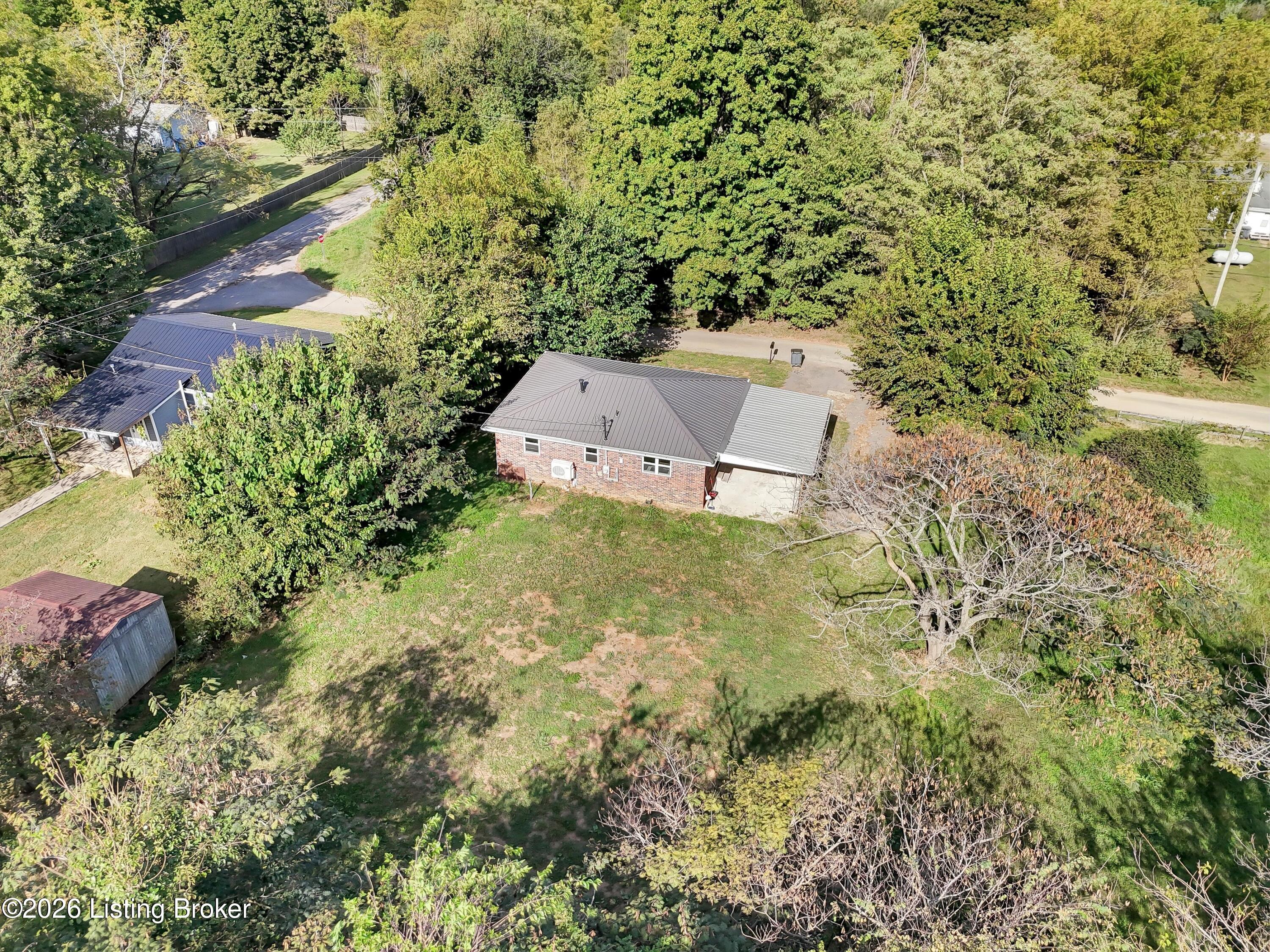 60 2nd St Property Photo 33