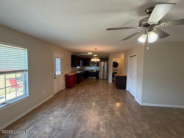 345 Kaylyn Dr Property Photo 5