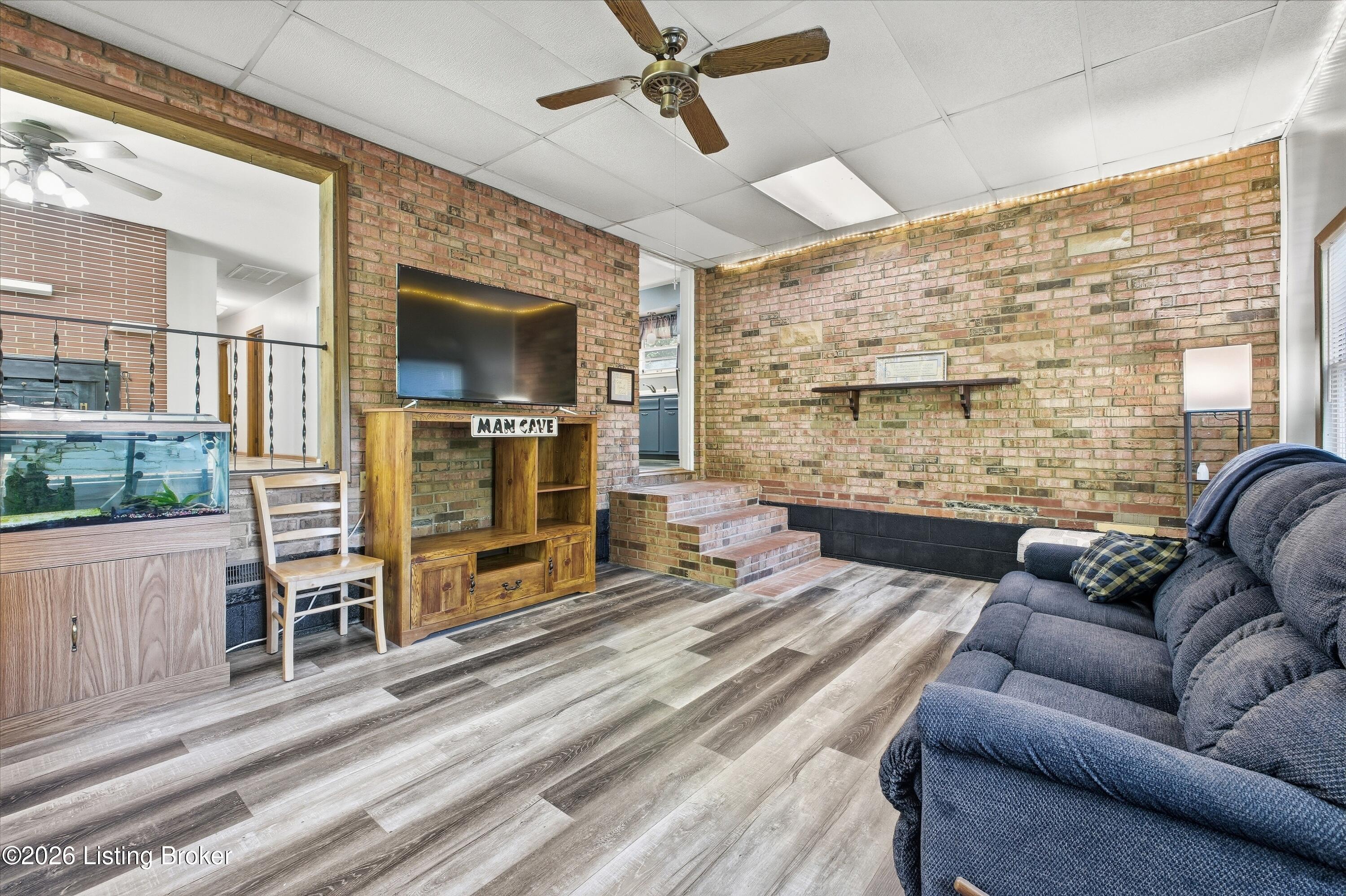 2598 Weavers Run Rd Property Photo 22