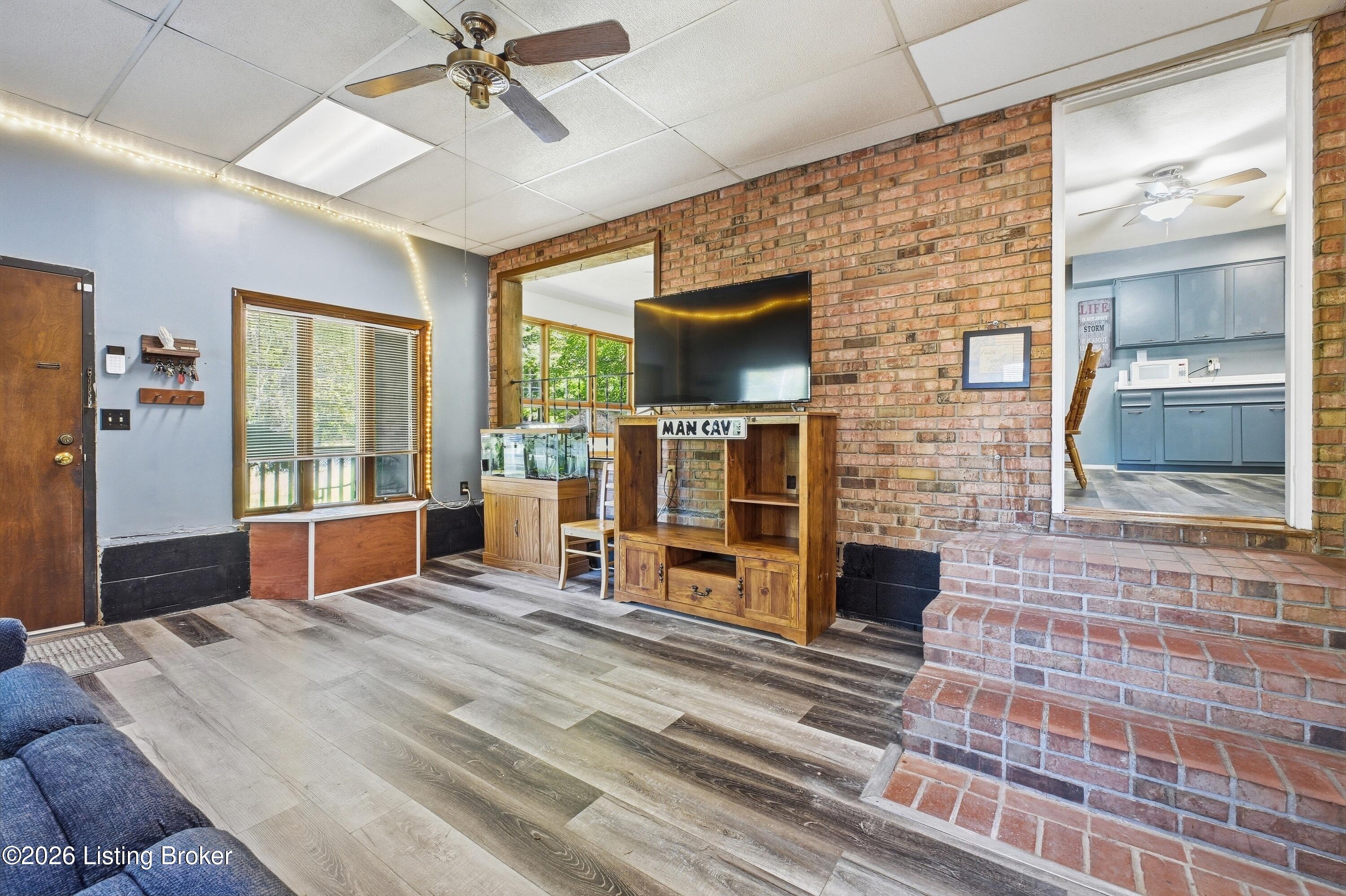 2598 Weavers Run Rd Property Photo 25