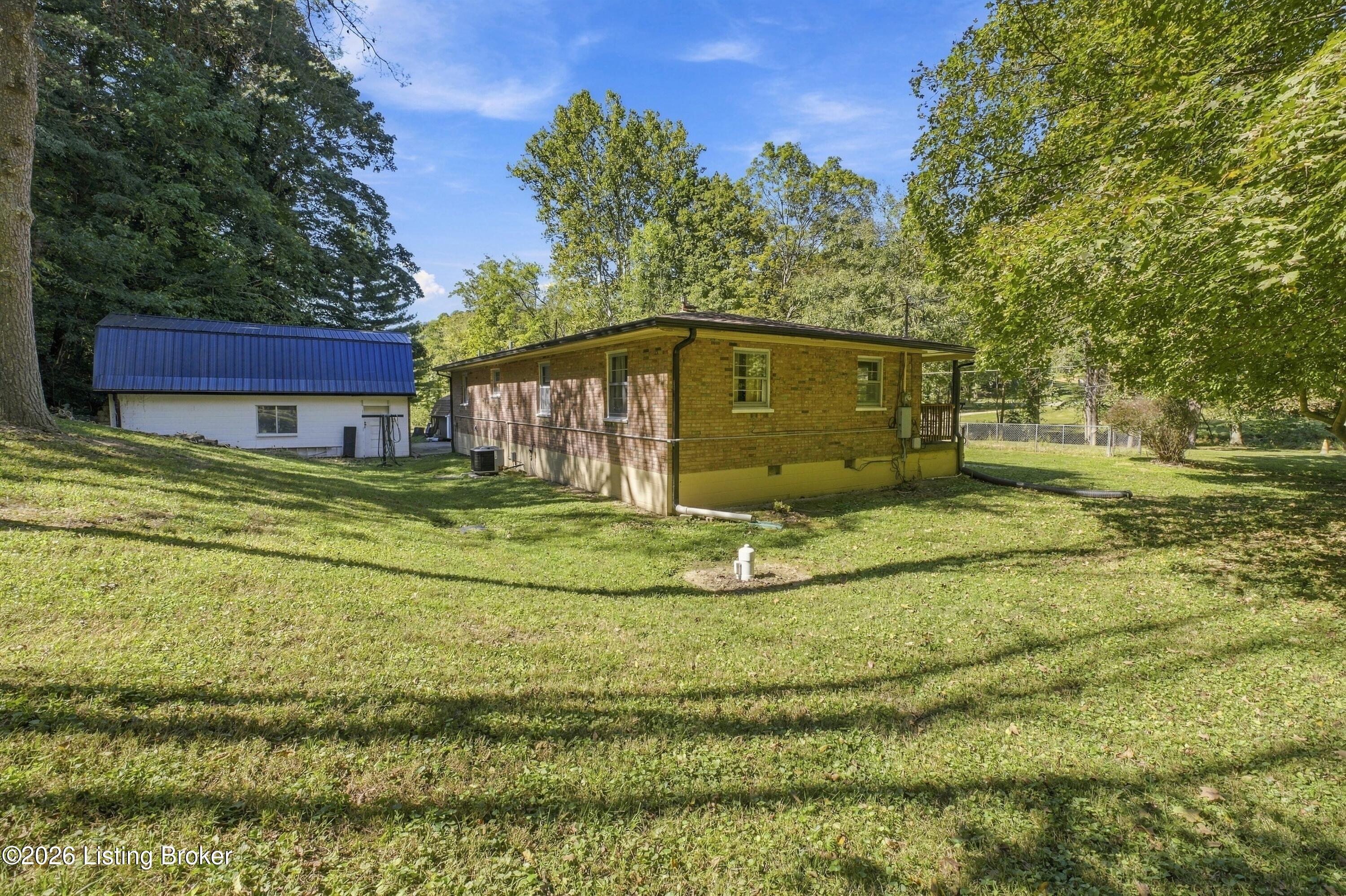 2598 Weavers Run Rd Property Photo 40
