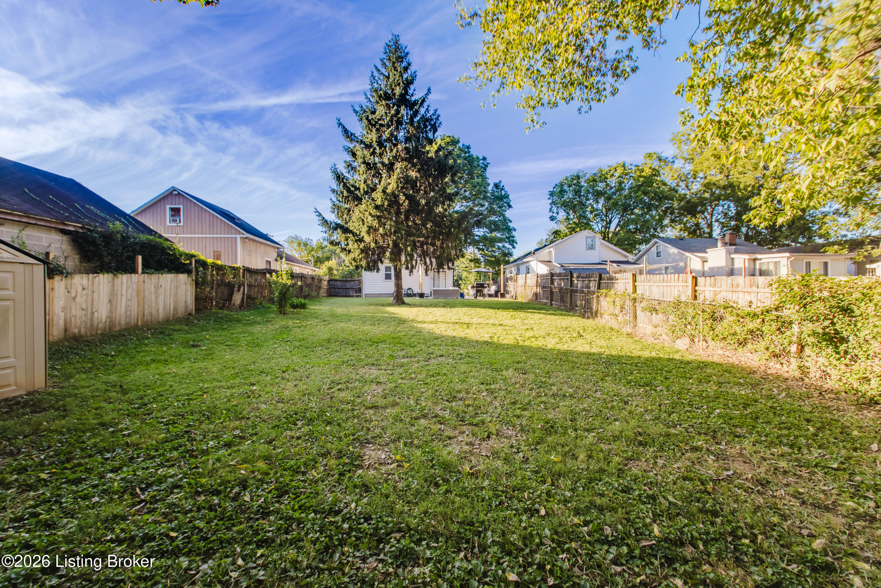 3034 University Rd Property Photo 40