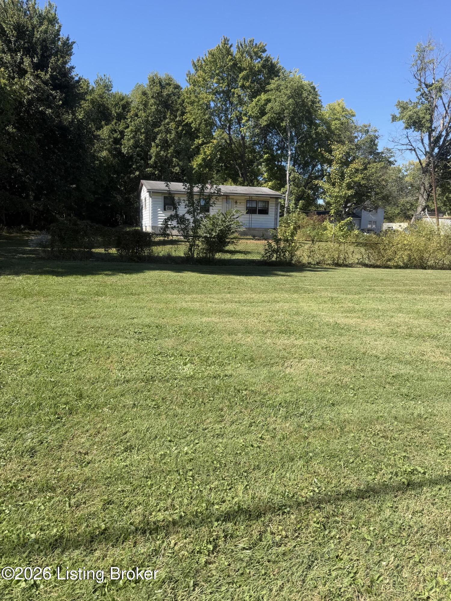 2885 Coral Ridge Rd Property Photo 4