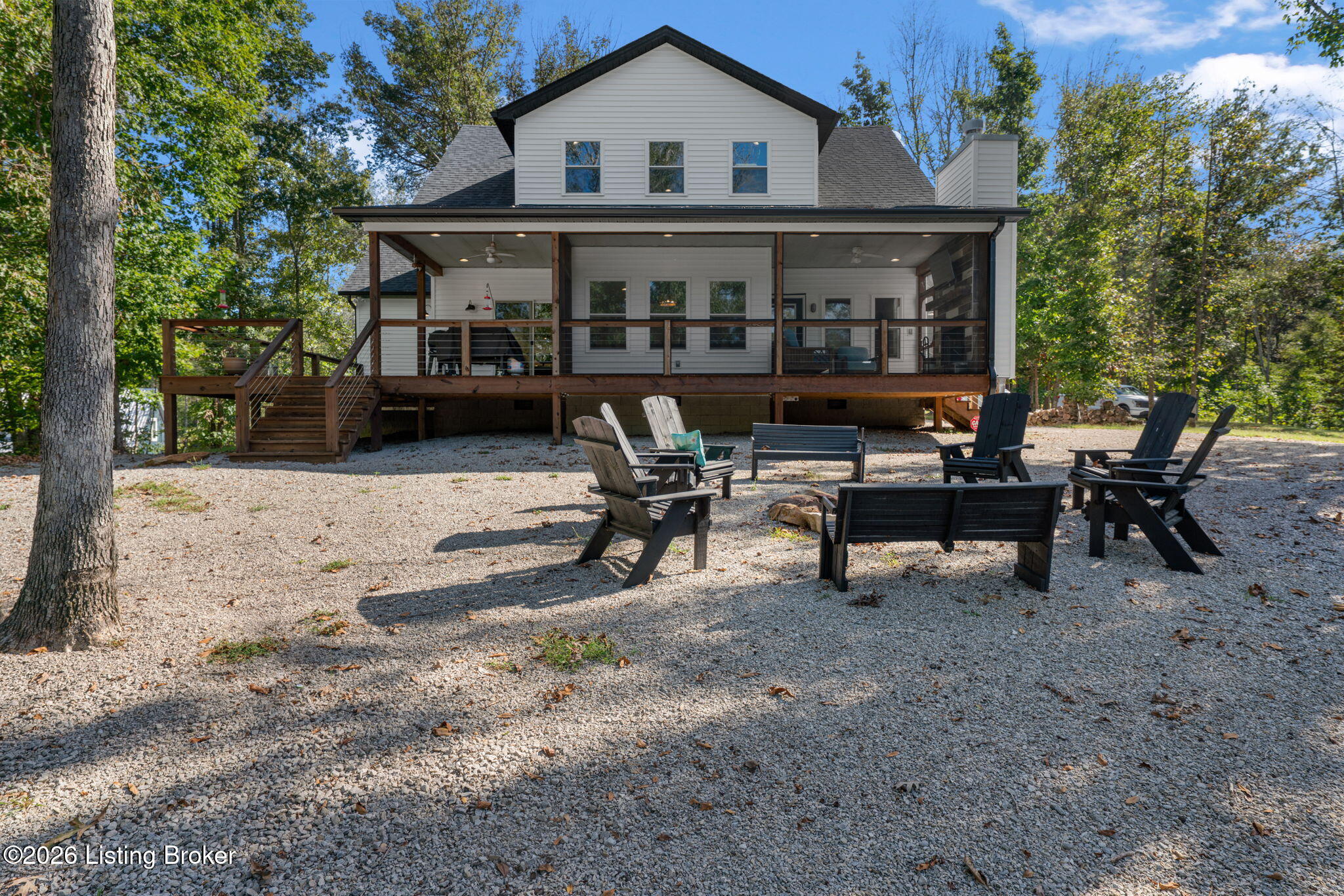 253 Moutardier Bay Dr Property Photo 1