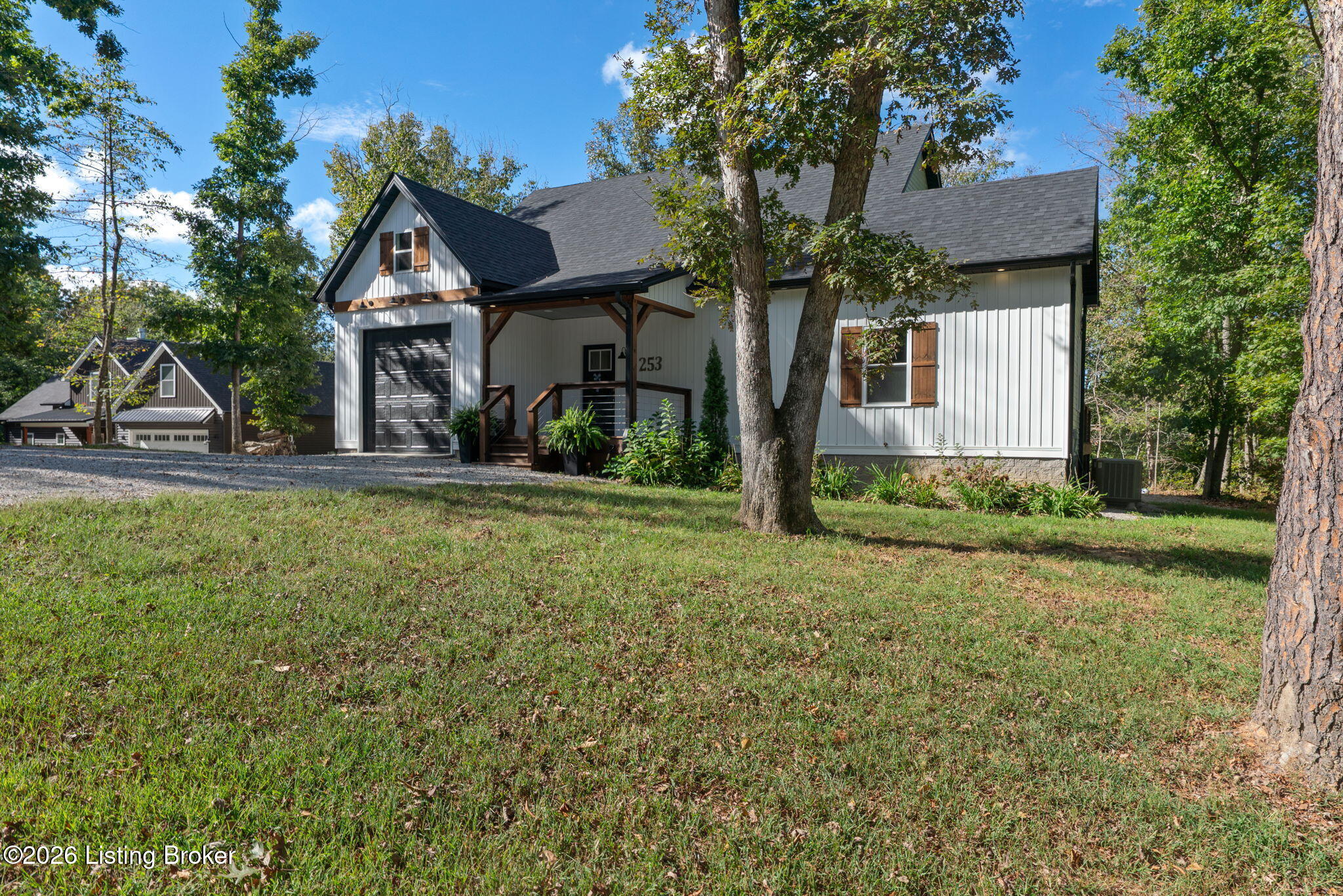 253 Moutardier Bay Dr Property Photo 53