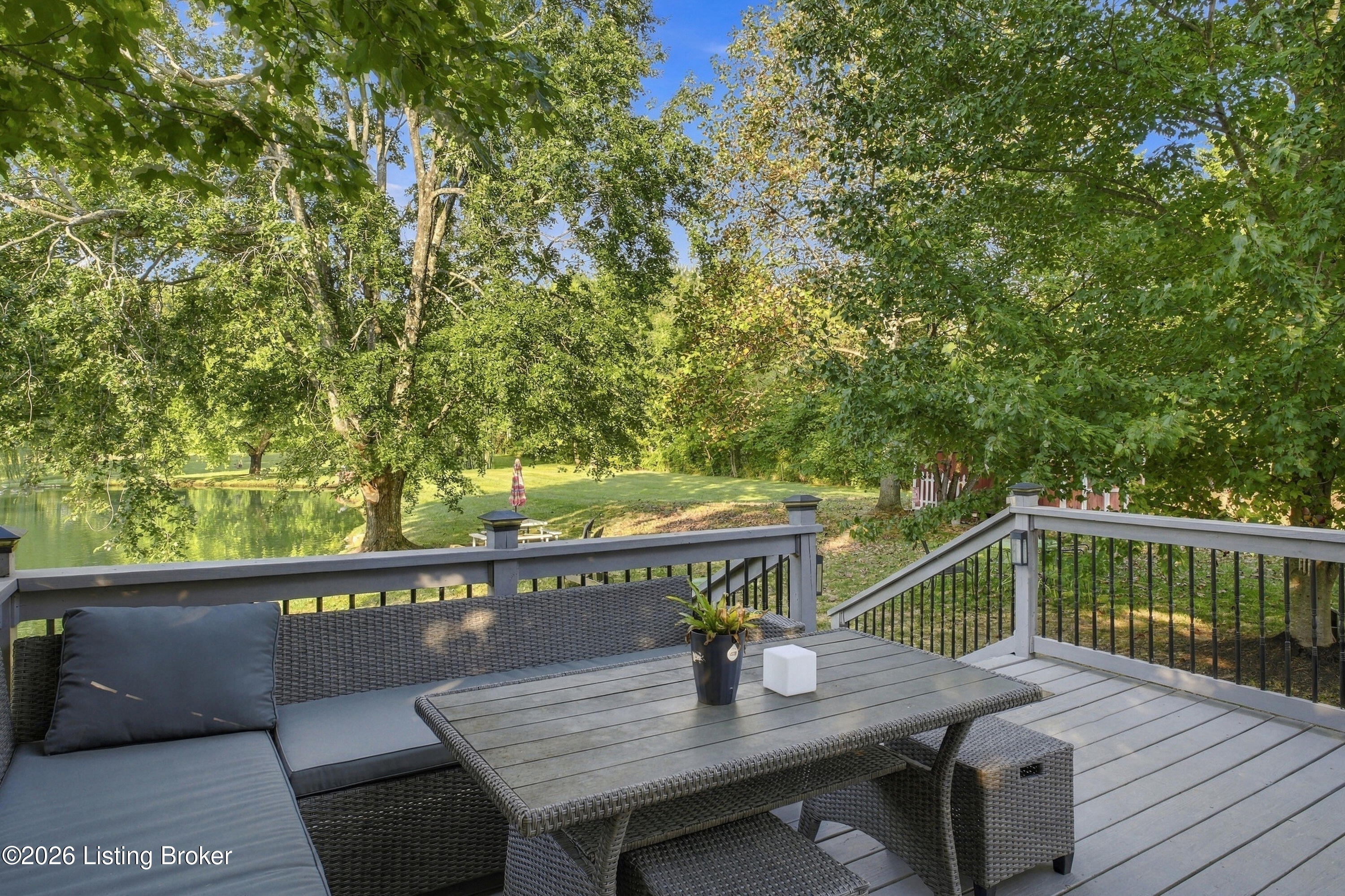 5514 Billtown Rd Property Photo 4