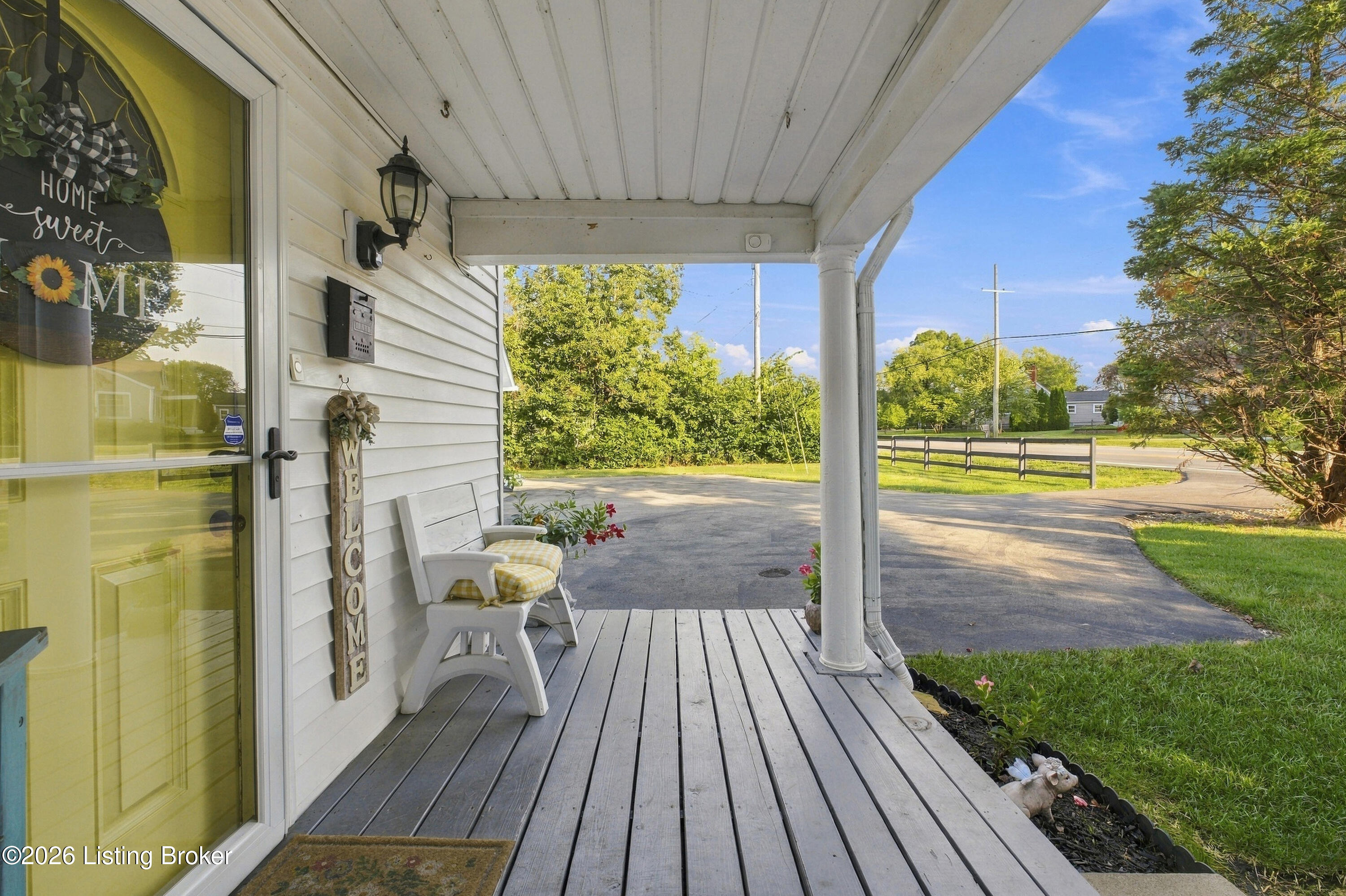 5514 Billtown Rd Property Photo 15