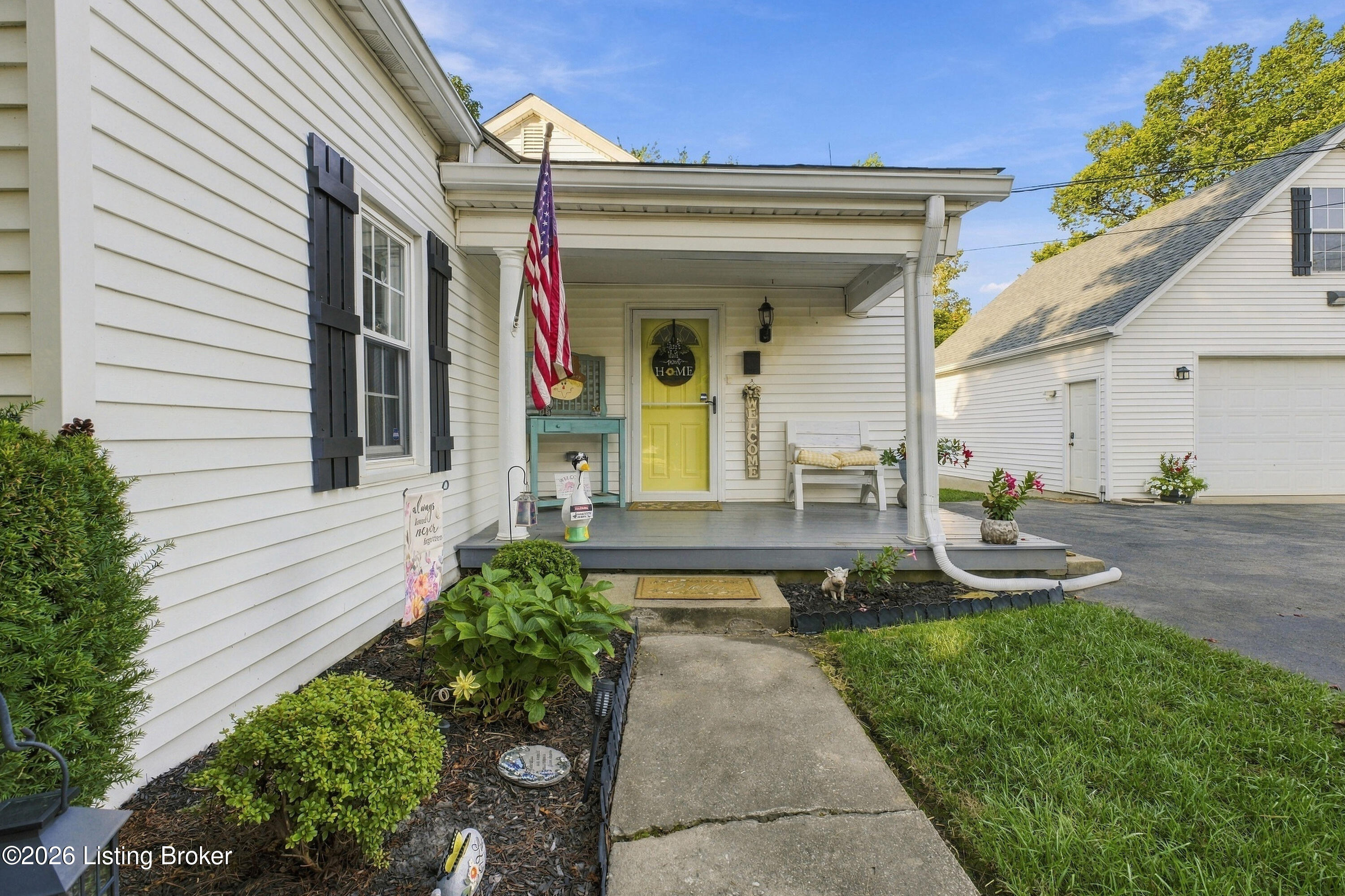 5514 Billtown Rd Property Photo 16