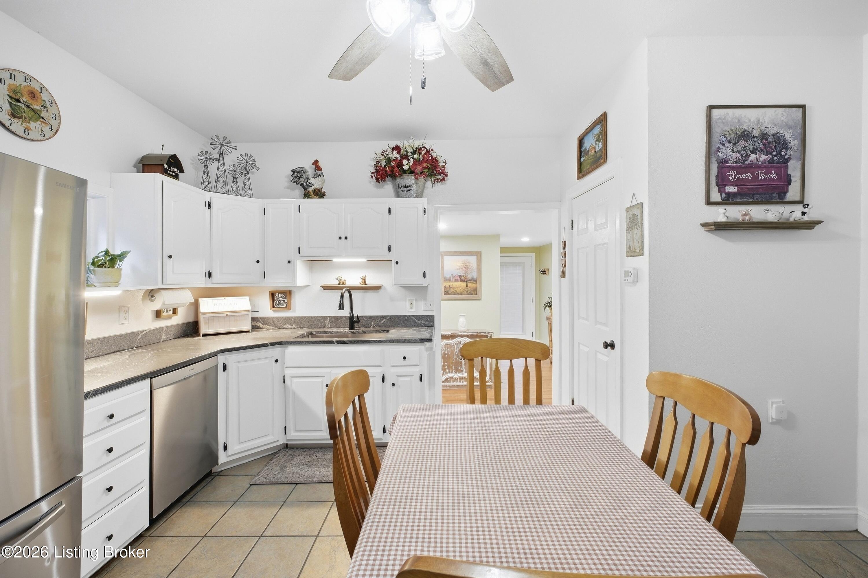 5514 Billtown Rd Property Photo 24