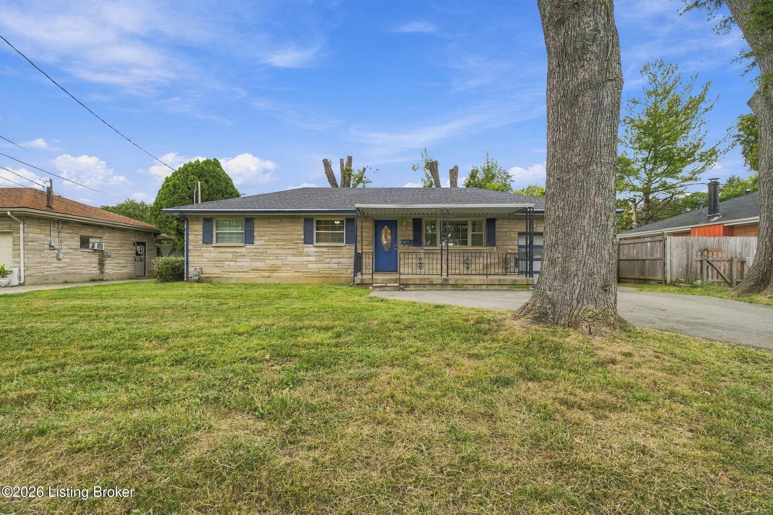 4418 Yolanda Dr Property Photo 3
