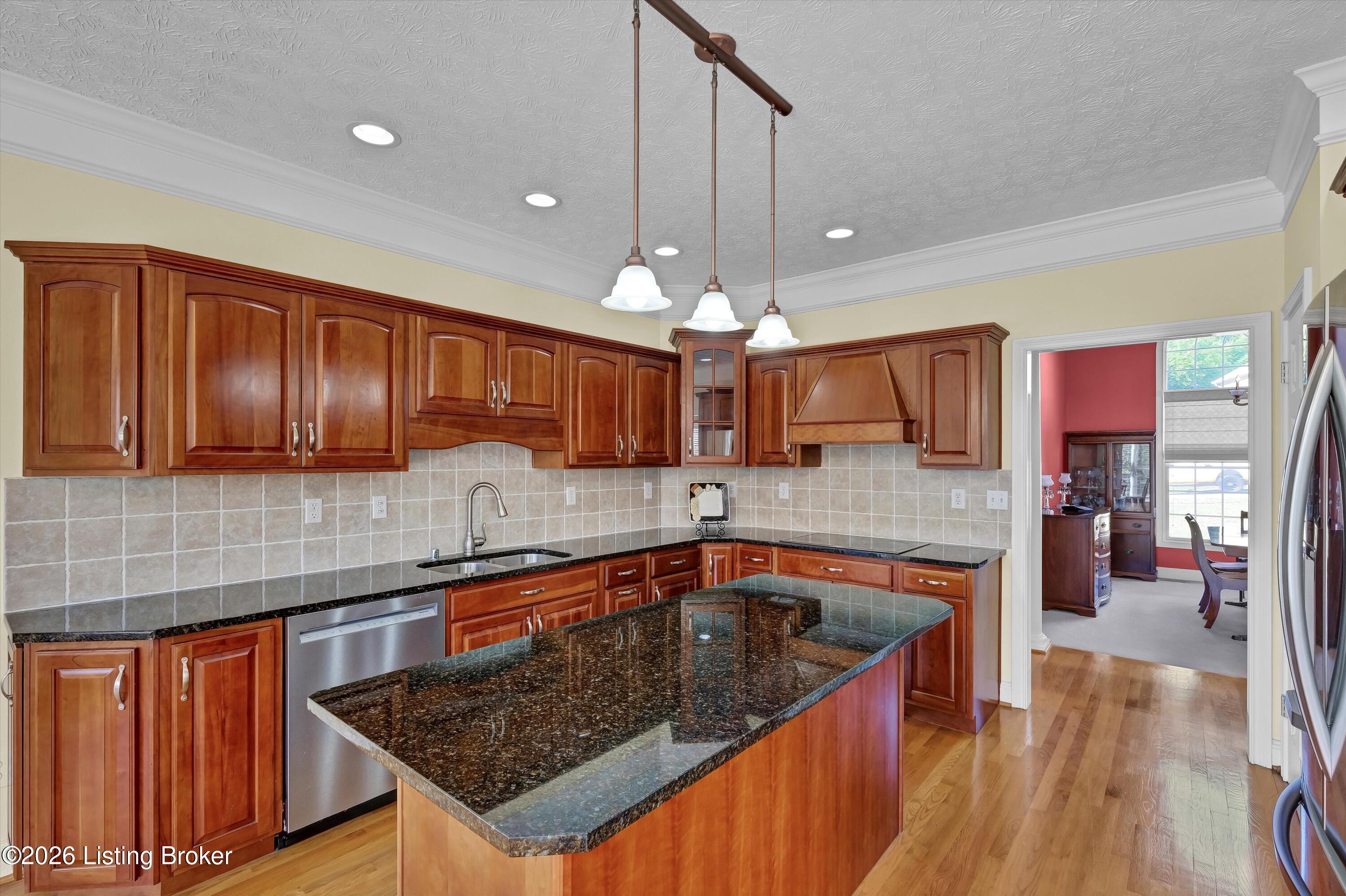12523 Valley Pine Dr Property Photo 16