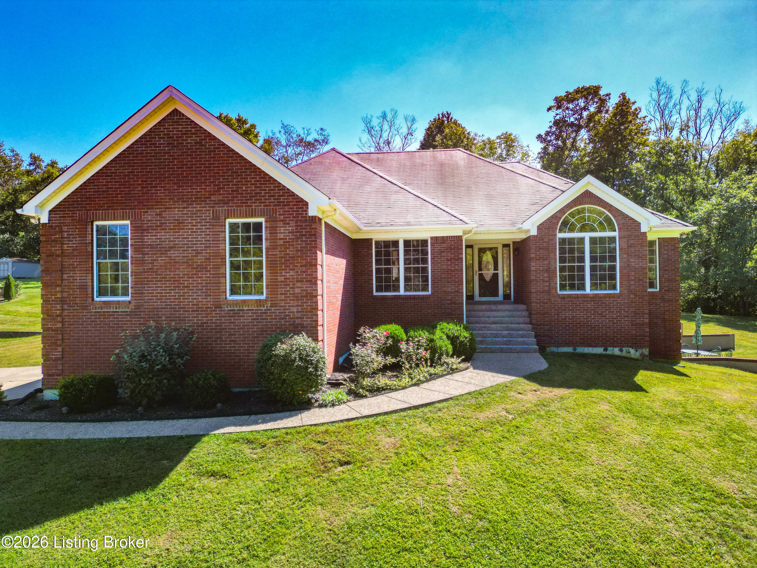 5418 Cross Creek Dr Property Photo 1