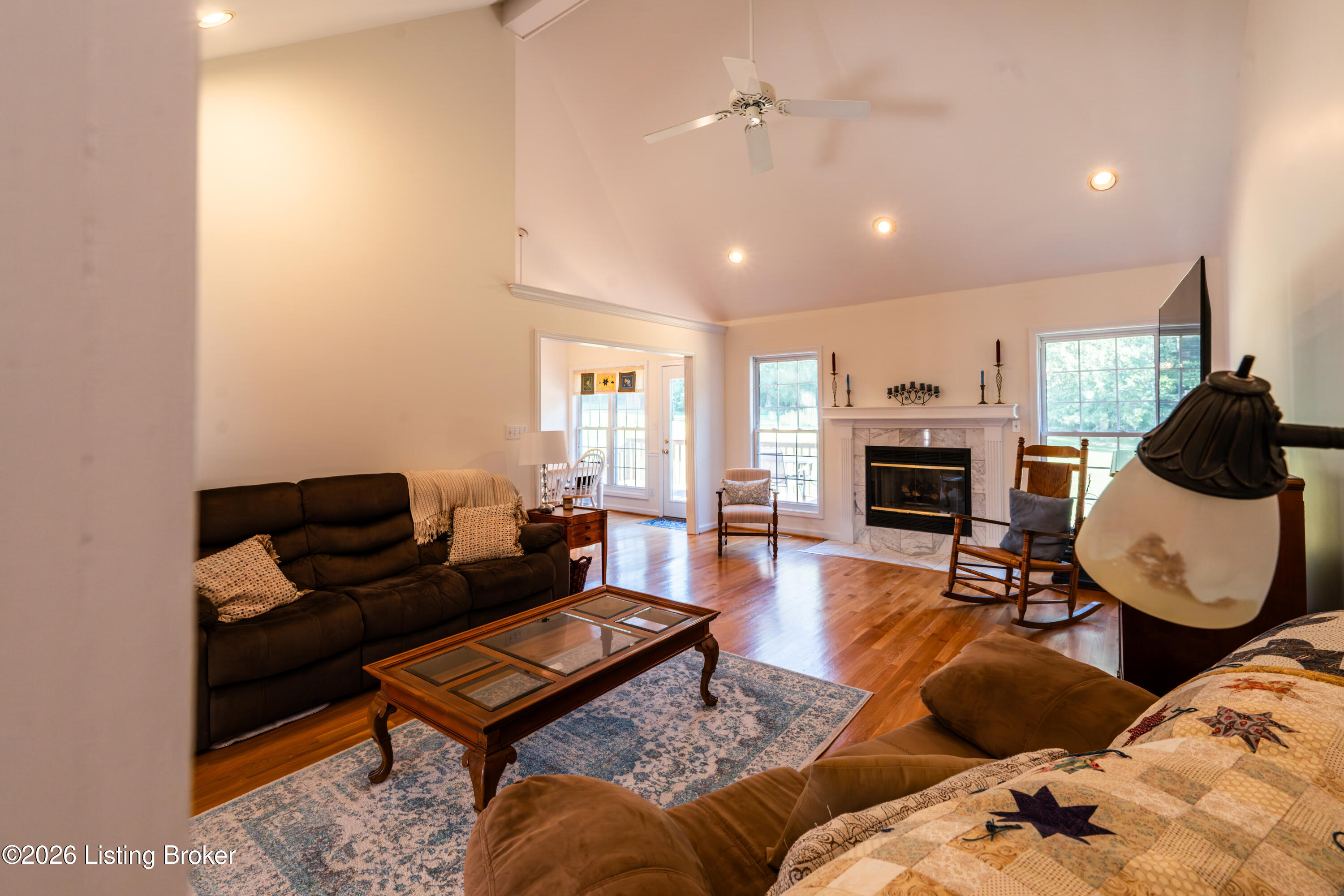 5418 Cross Creek Dr Property Photo 3