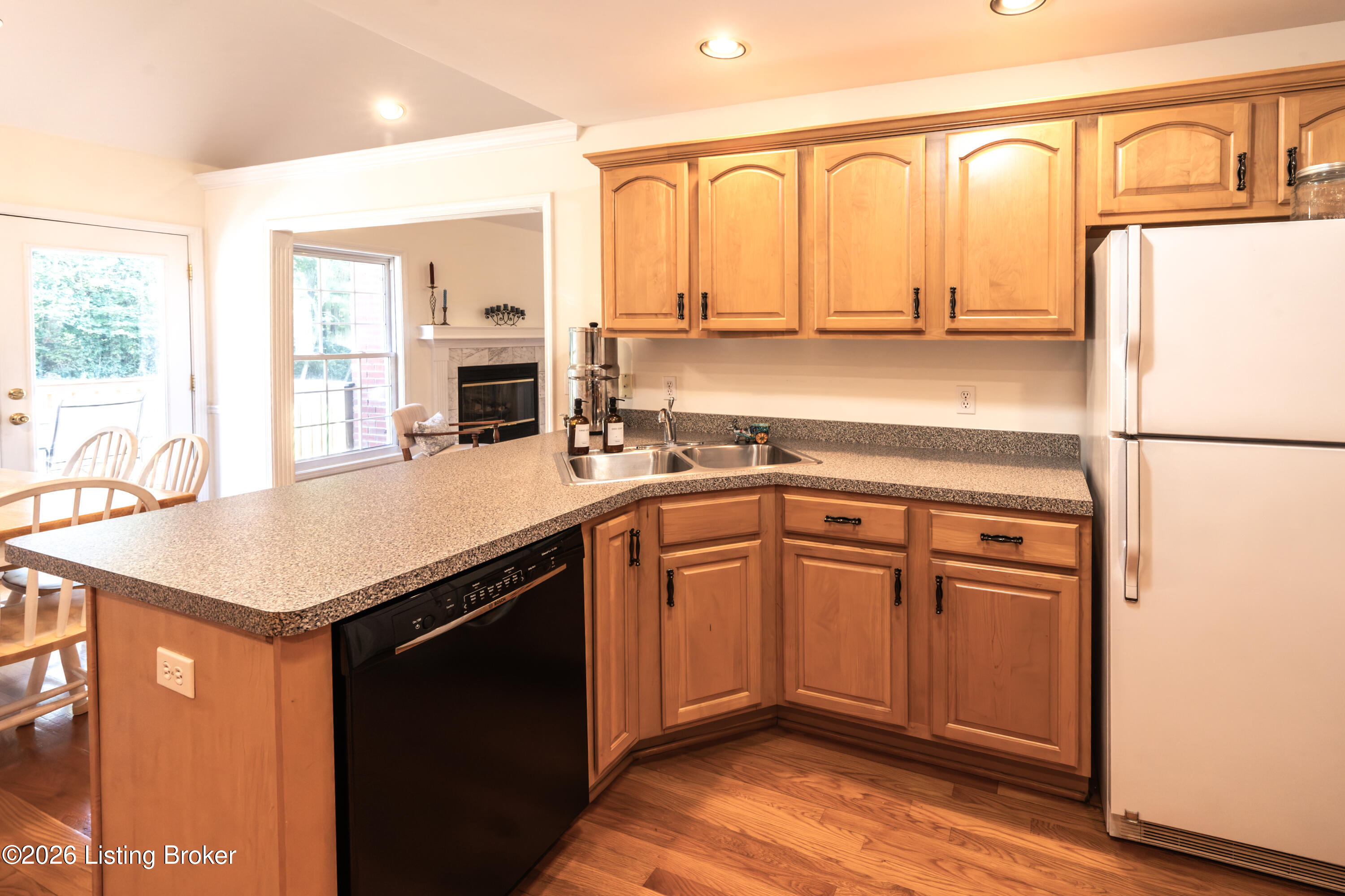 5418 Cross Creek Dr Property Photo 12