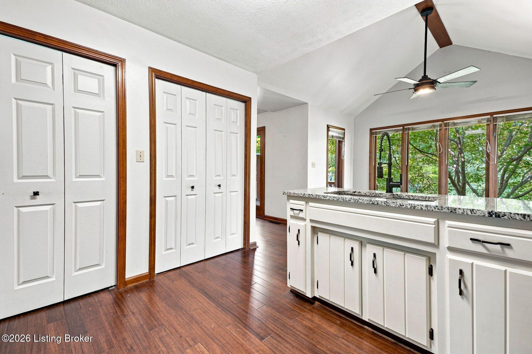 13201 Snowden Valley Property Photo 14