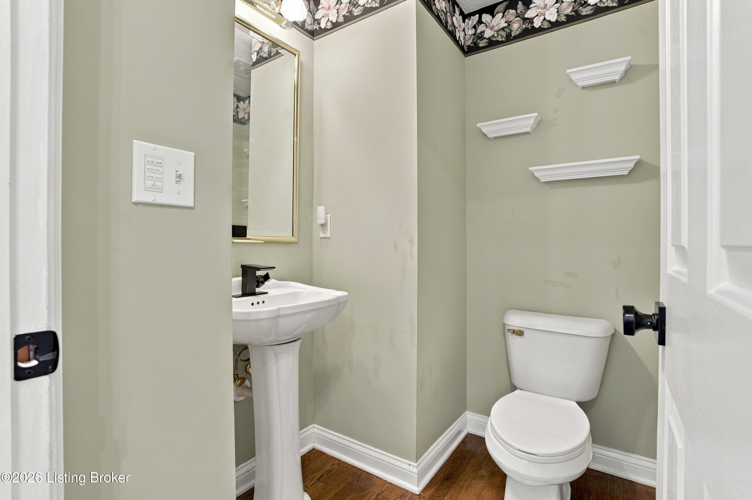 1509 Manchester Dr Property Photo 31