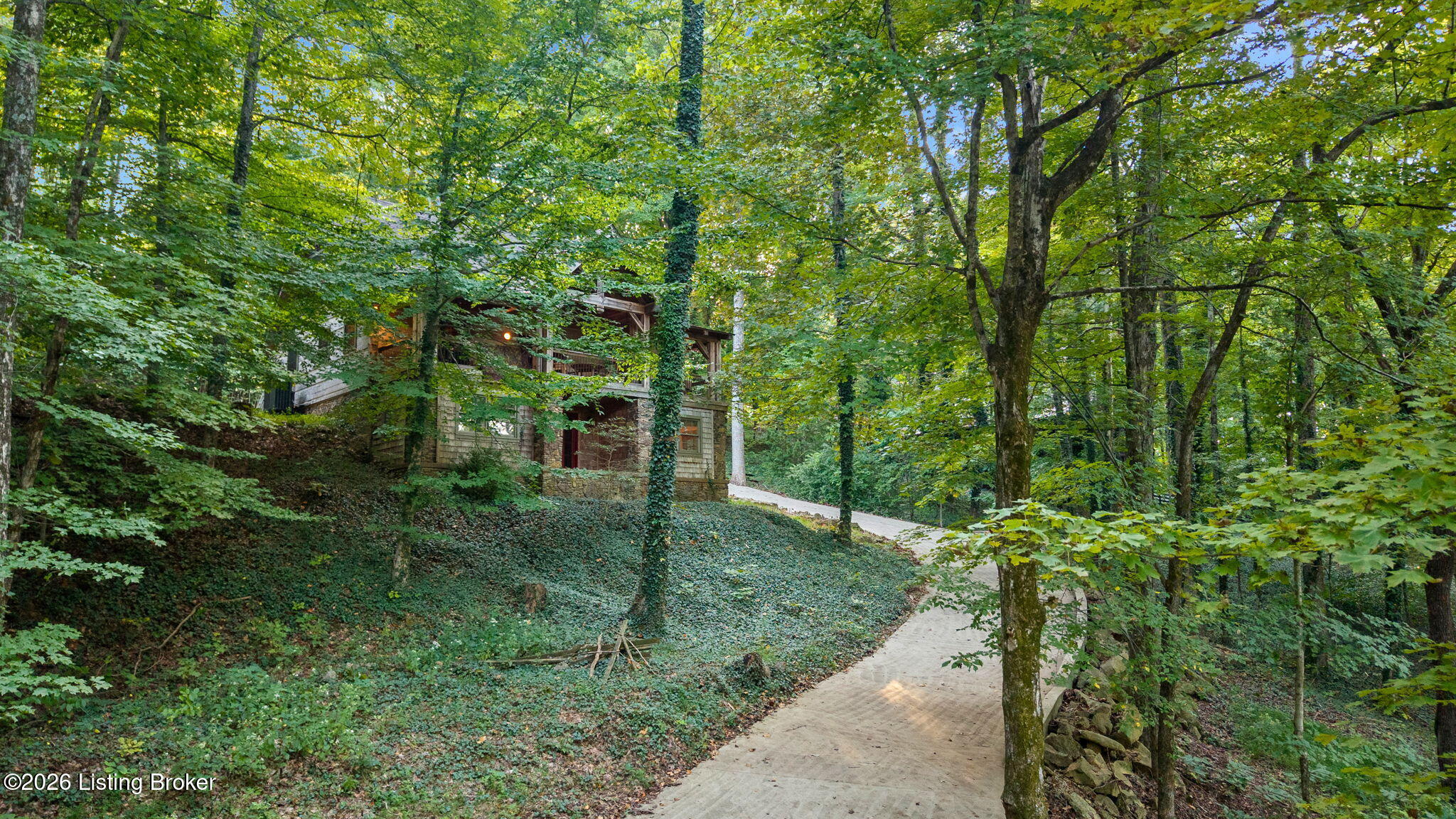 979 Penn Run Rd Property Photo 3