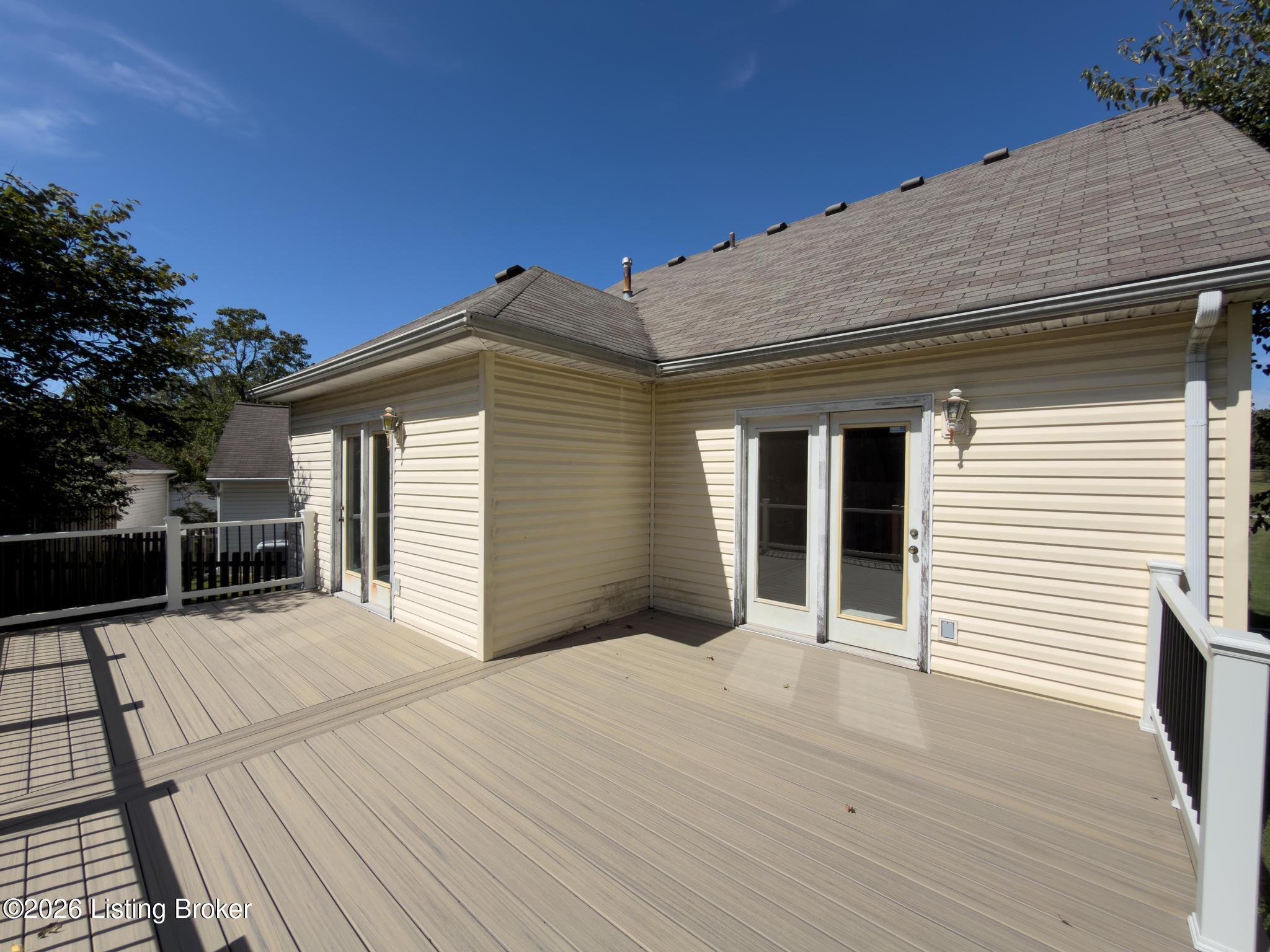 8104 Hudson Ln Property Photo 32
