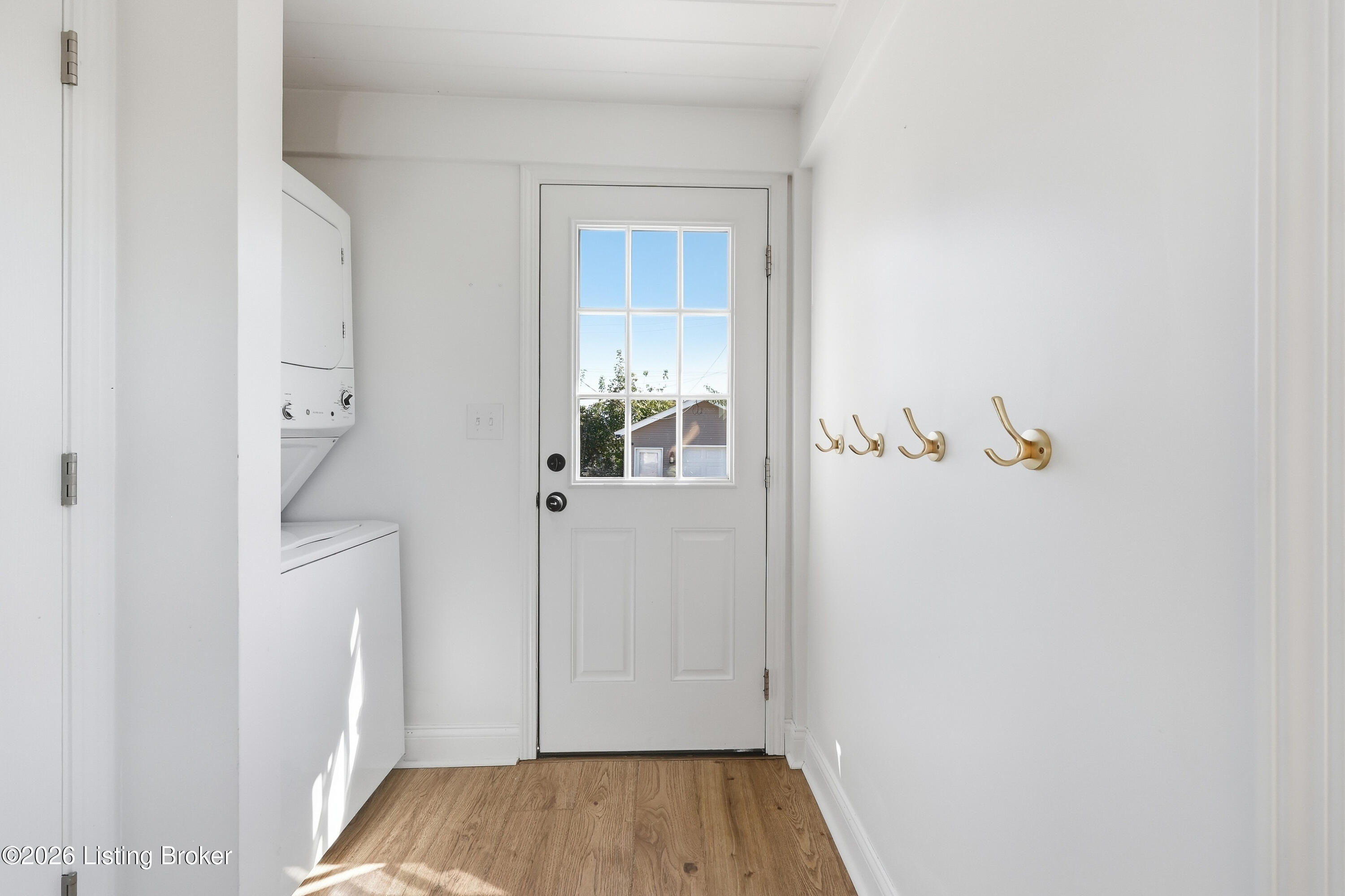 4402 Ky-146 Property Photo 10