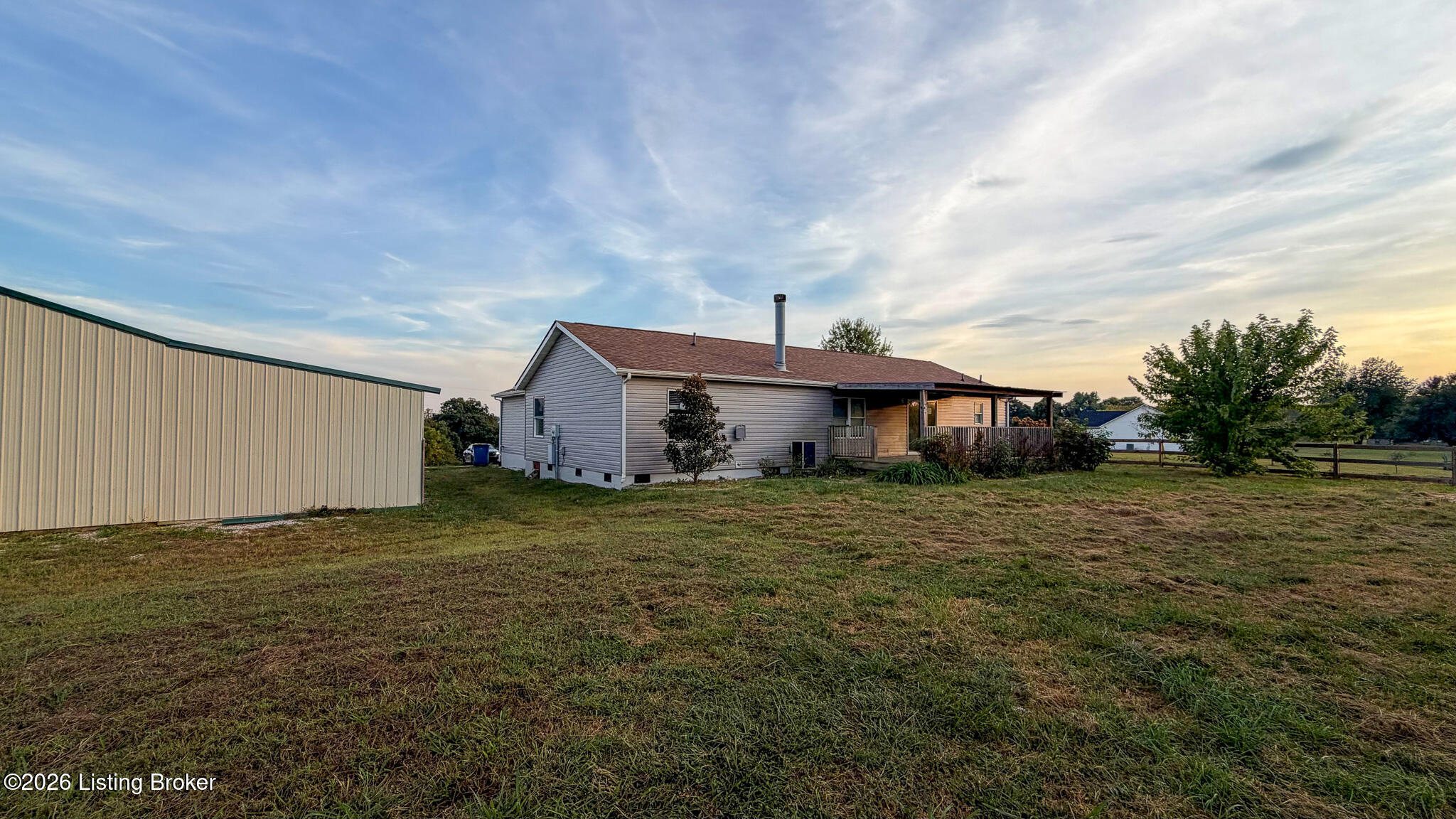 90 Meadow Vale Ct Property Photo 10