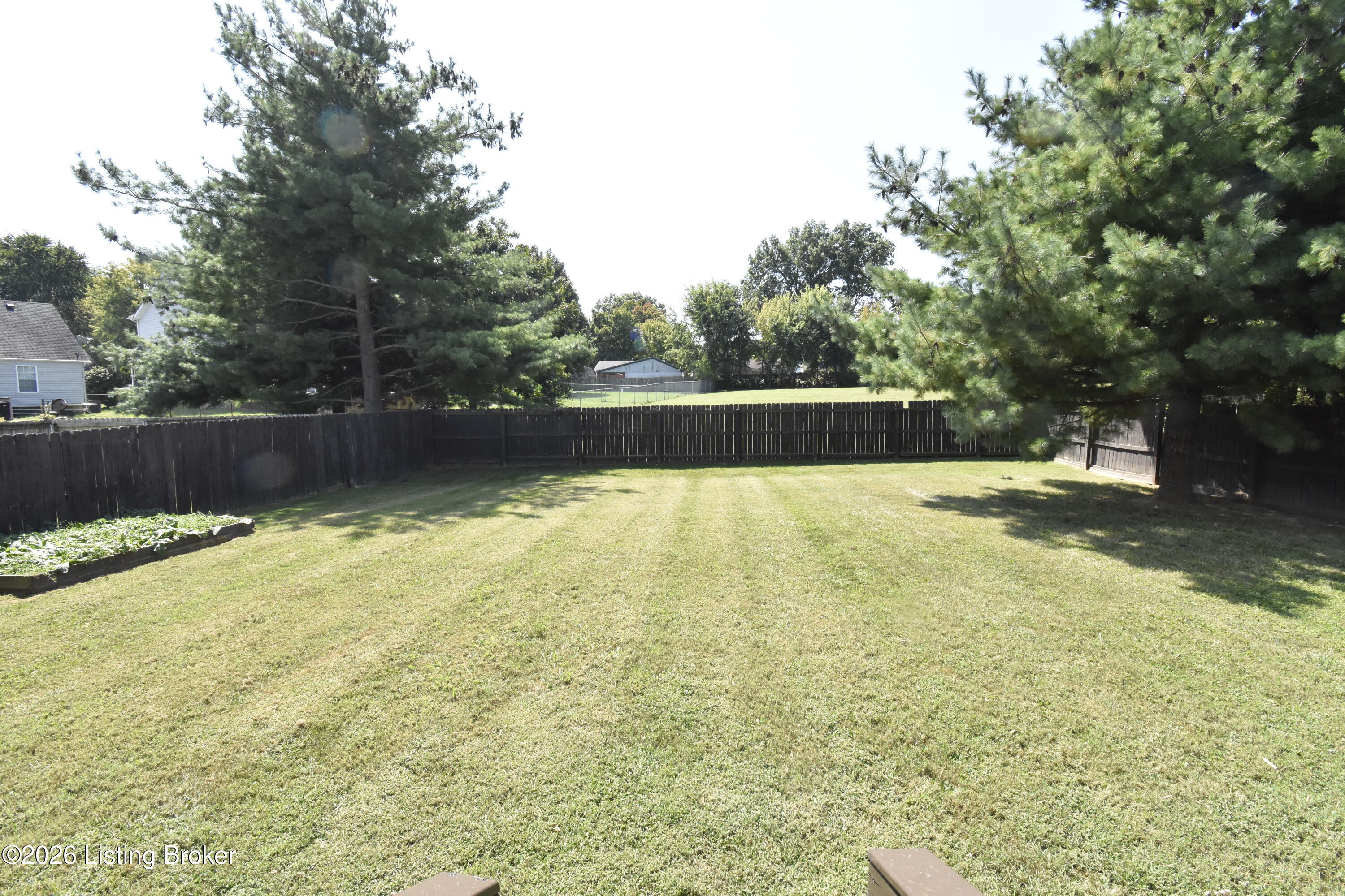 8010 Village Point Dr Property Photo 7