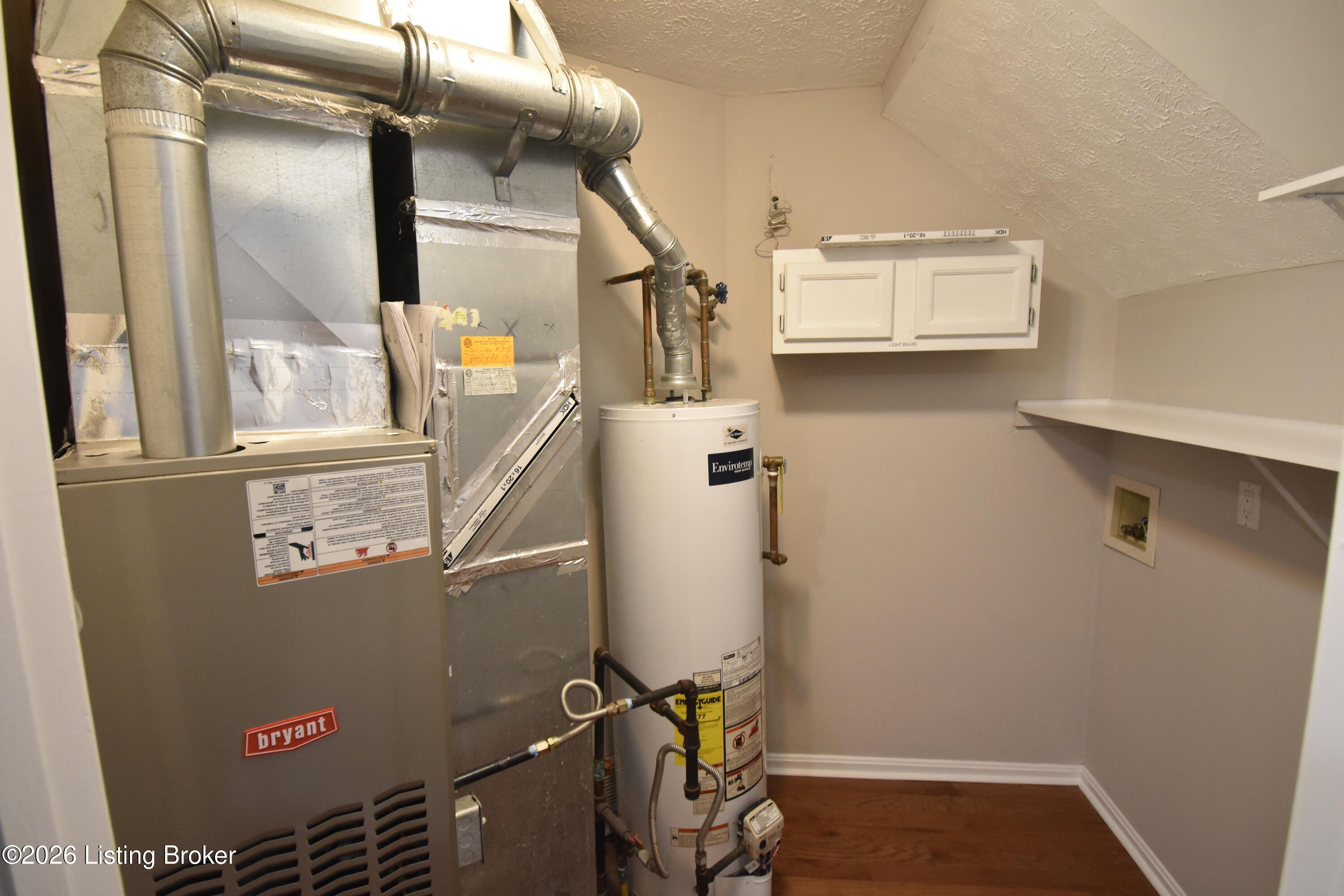 8010 Village Point Dr Property Photo 24
