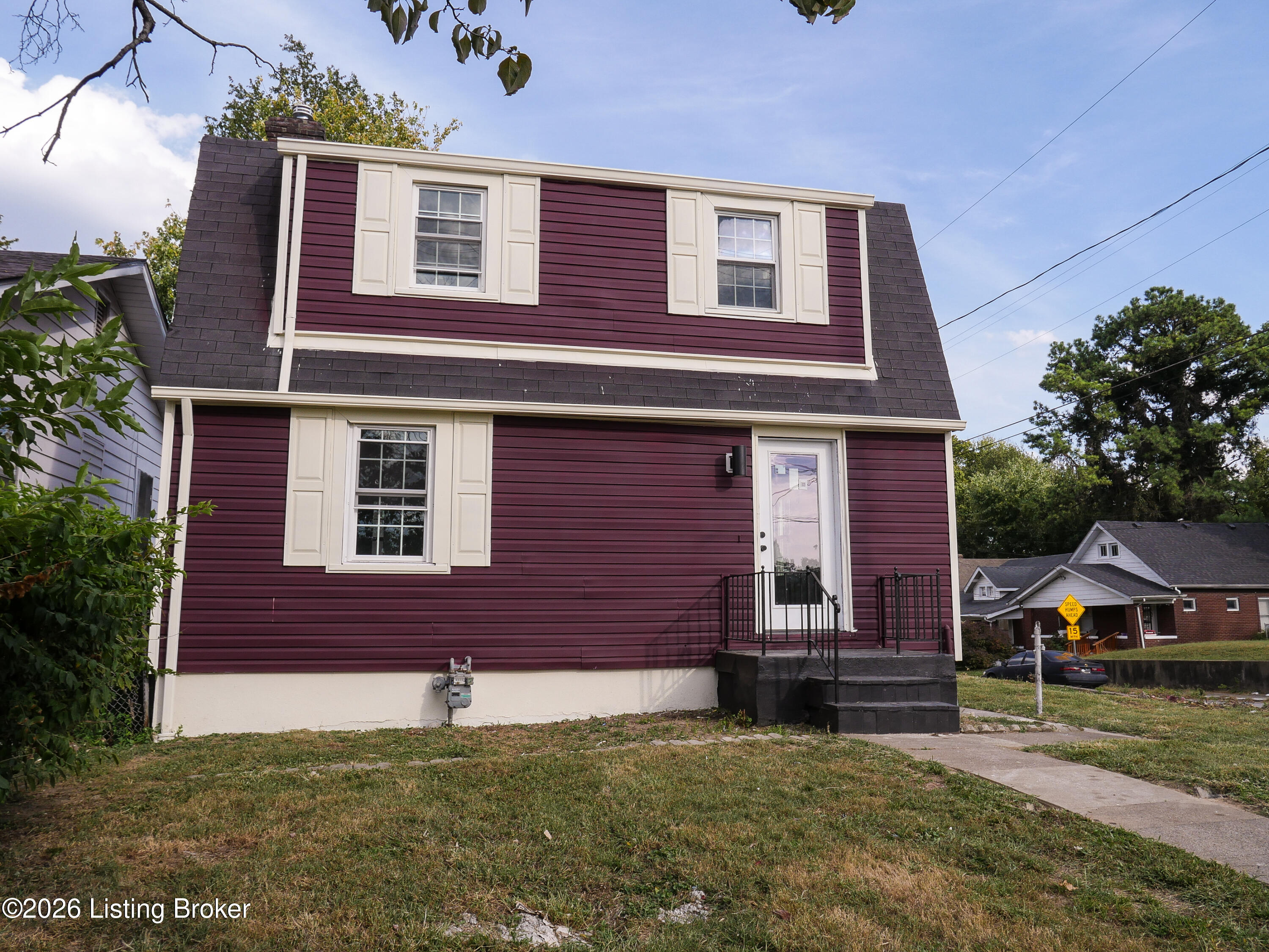 1219 S 43rd St Property Photo 2
