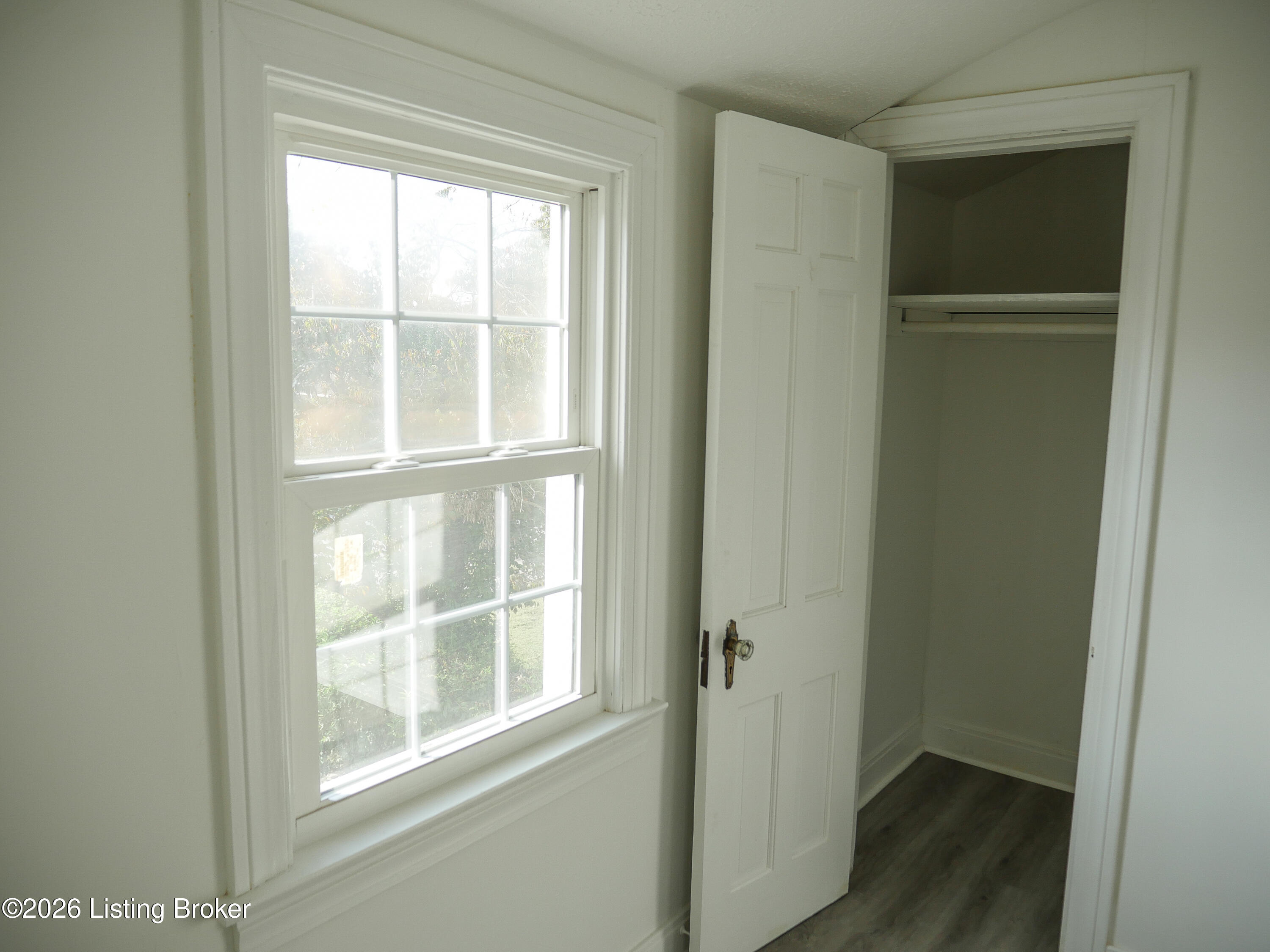 1219 S 43rd St Property Photo 21