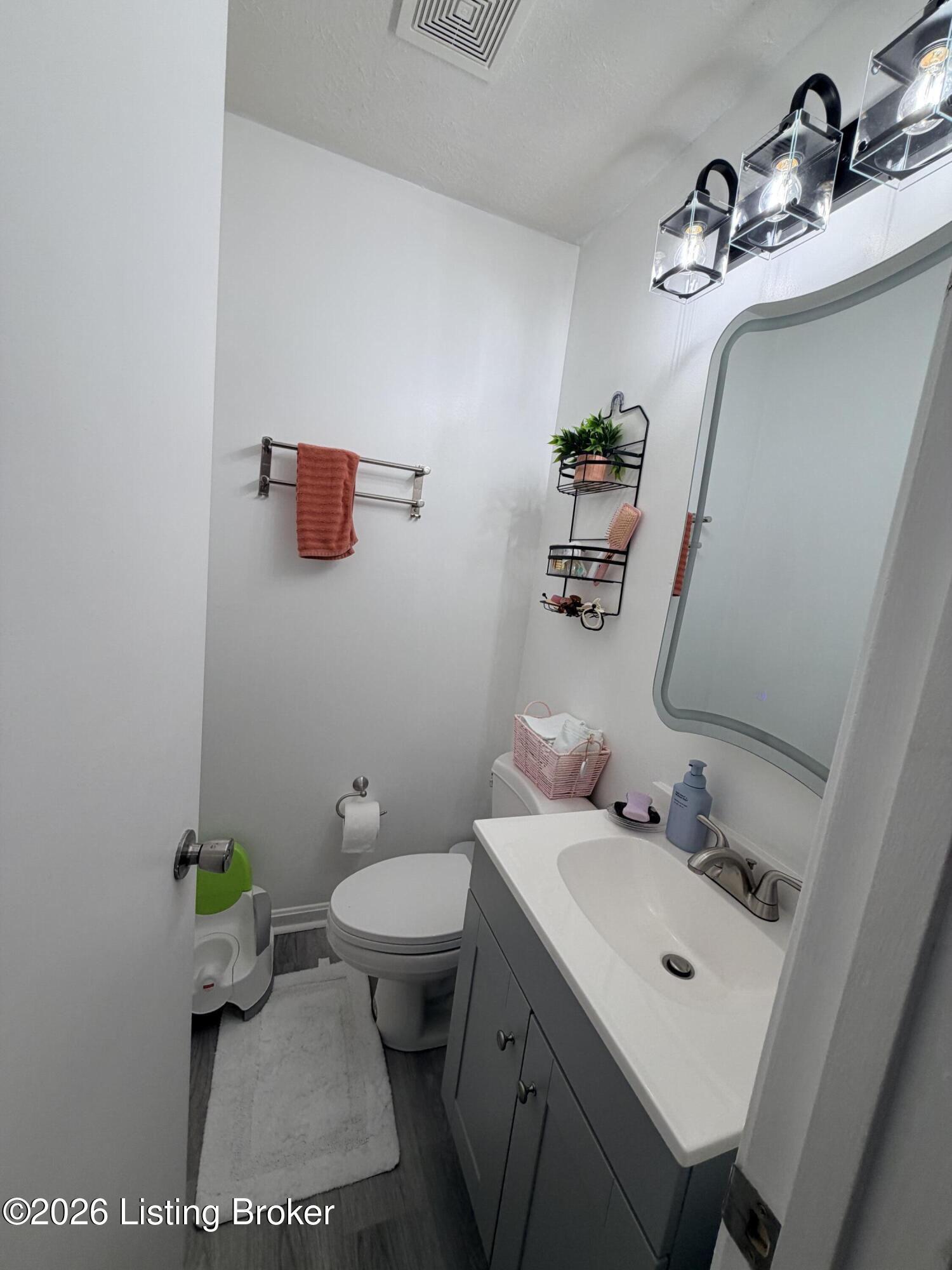 11003 Lanette Ct Property Photo 18