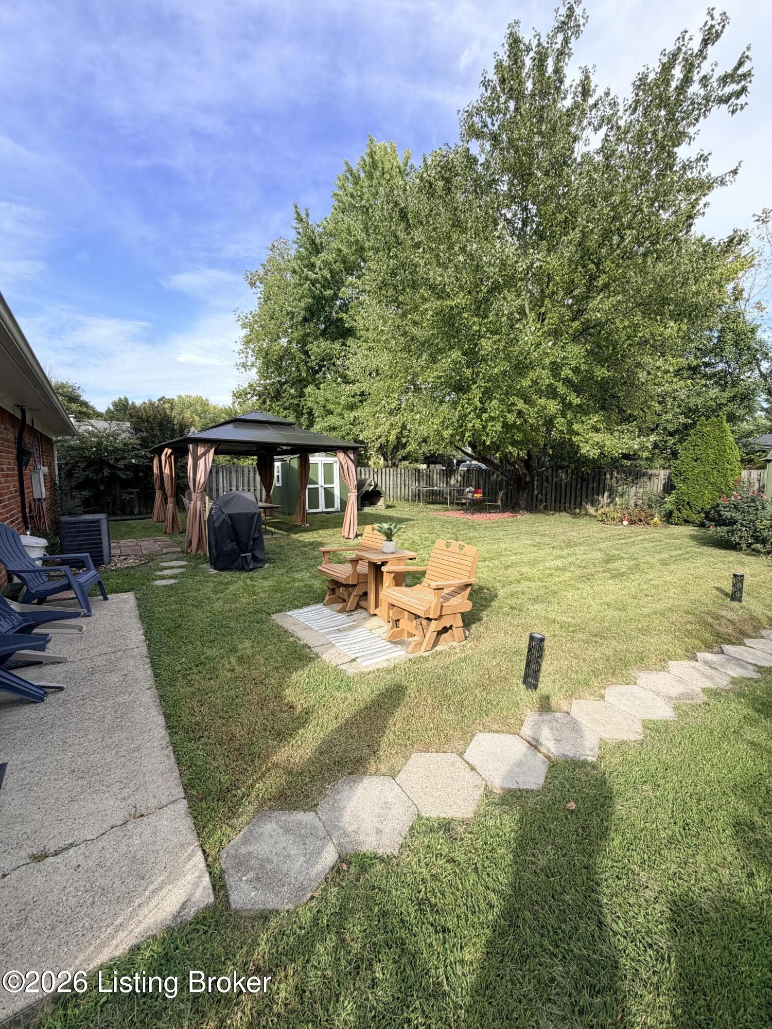 11003 Lanette Ct Property Photo 24