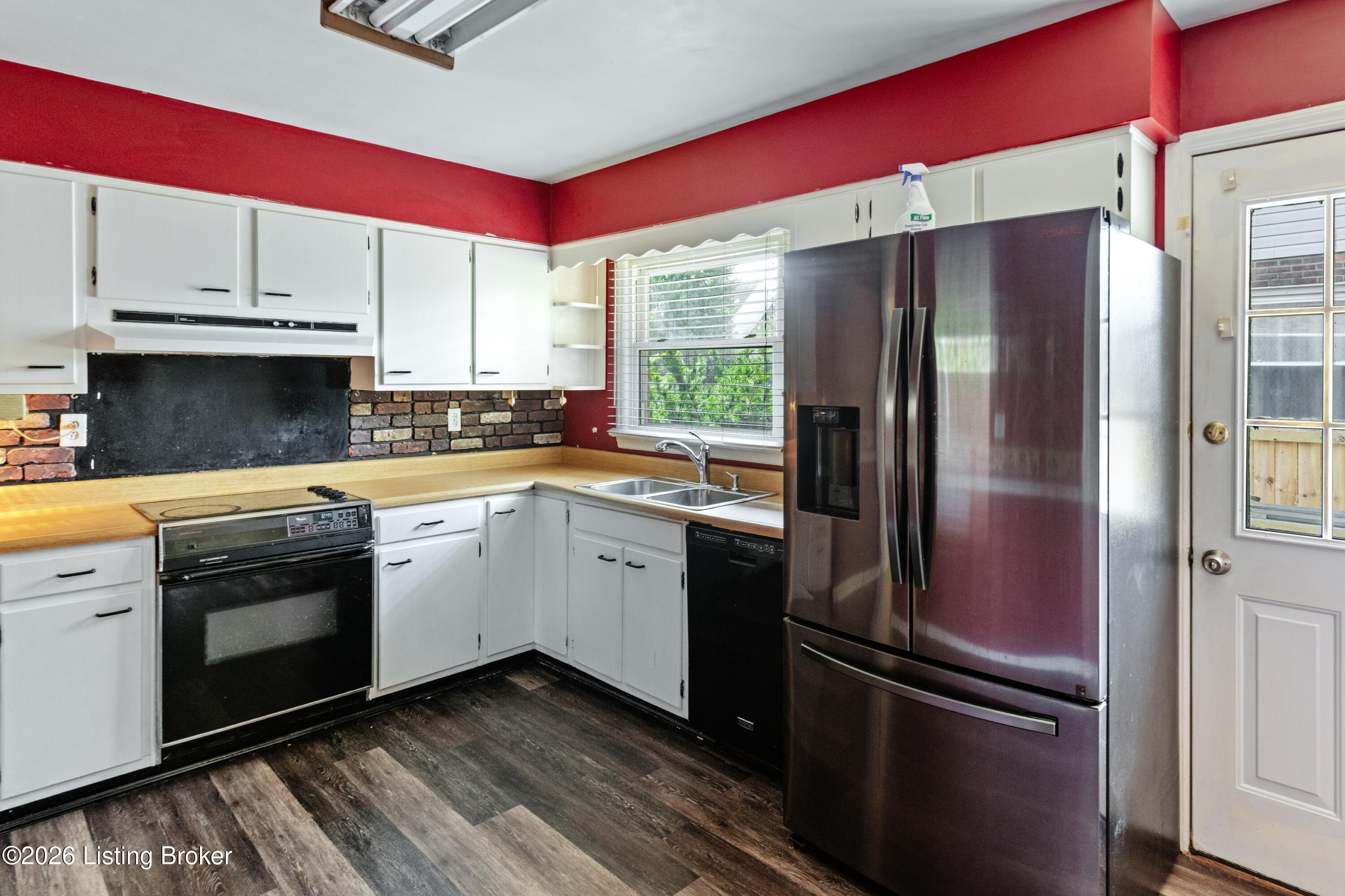 7801 Fairmeadows Ln Property Photo 16