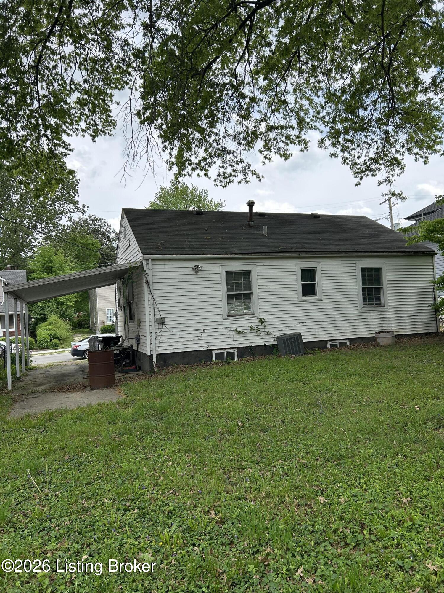 130 N 46th St Property Photo 18