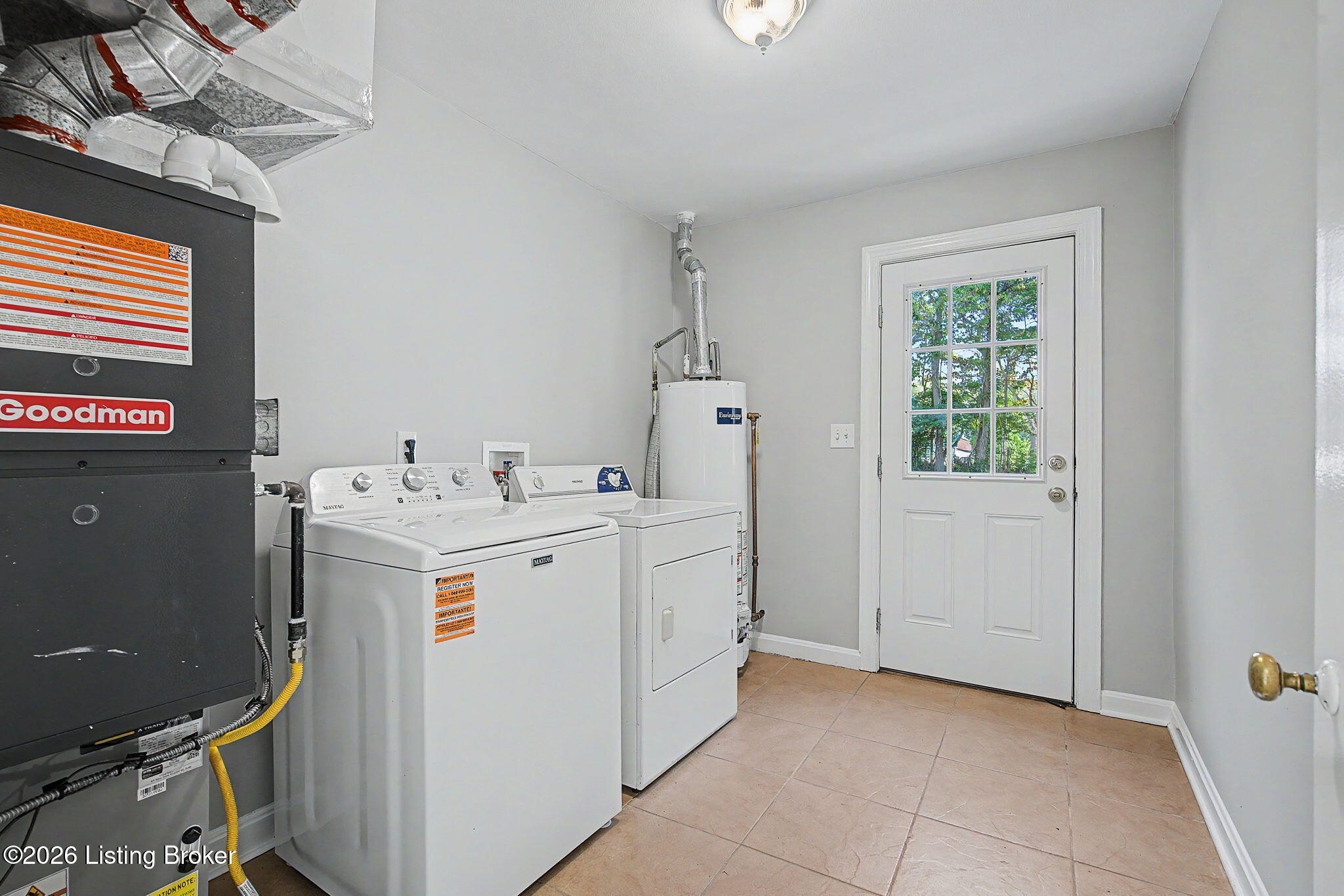 1823 Kingsford Dr Property Photo 25