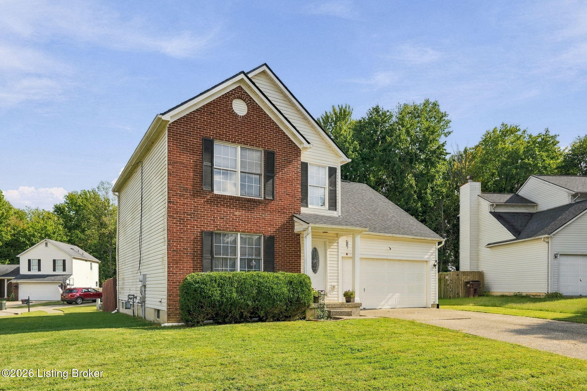 11101 Deer Haven Ct Property Photo 3