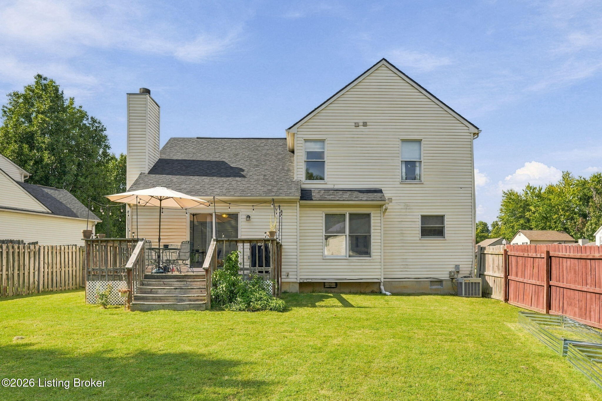 11101 Deer Haven Ct Property Photo 4