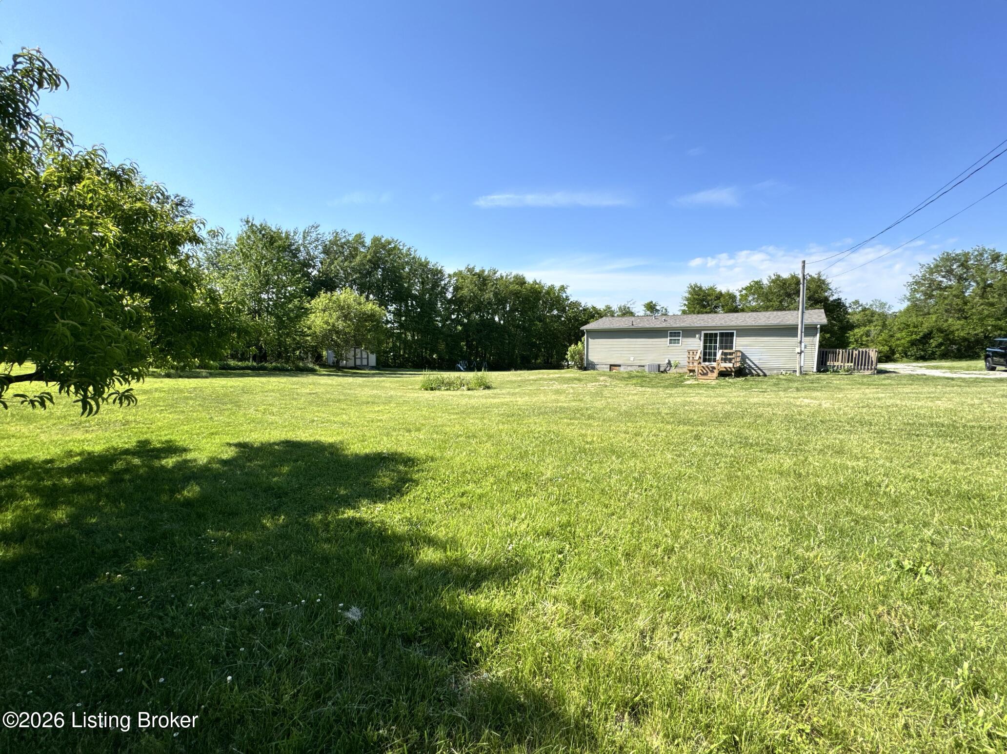 57 Green Acres Rd Property Photo 33
