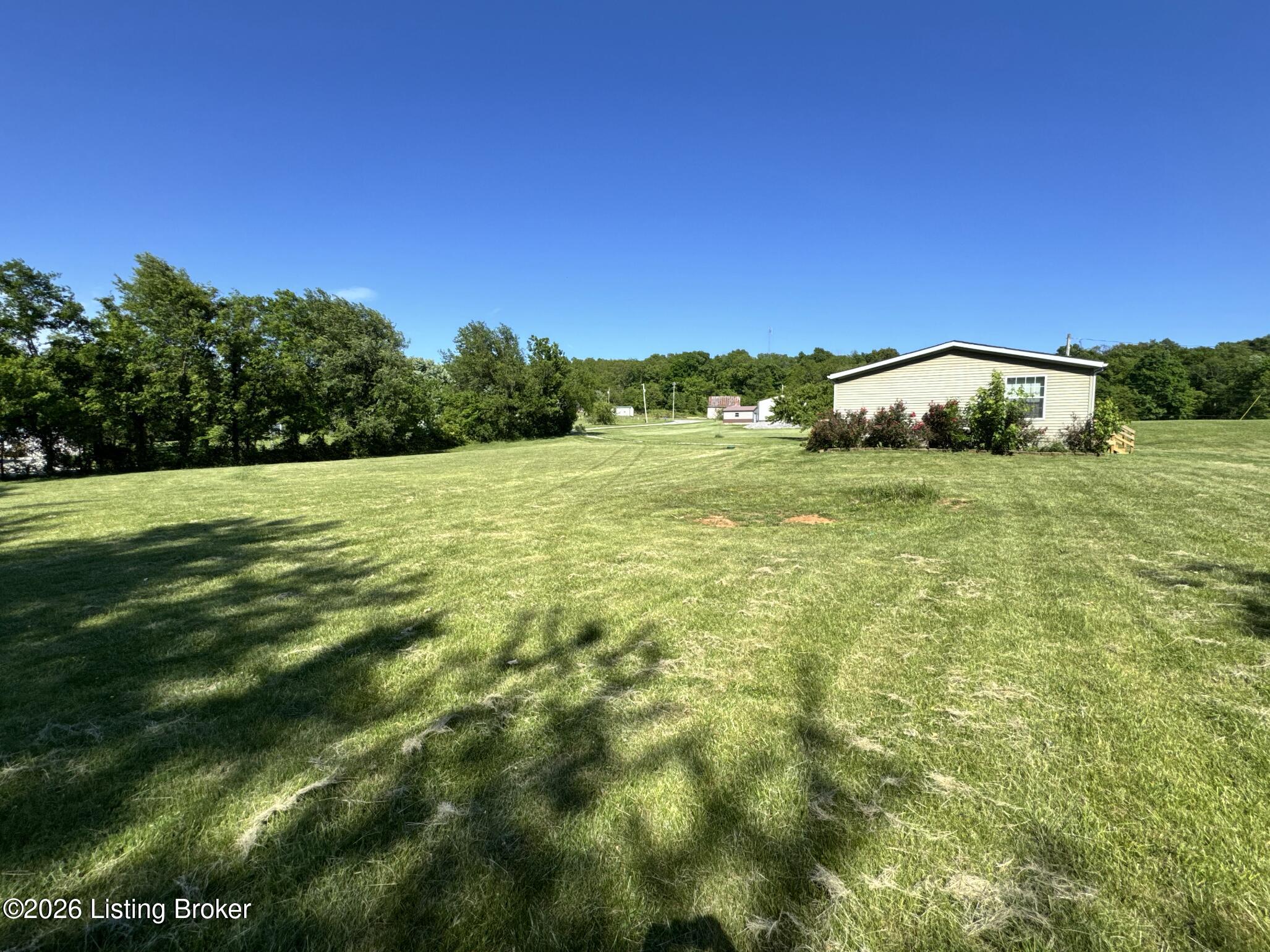 57 Green Acres Rd Property Photo 38