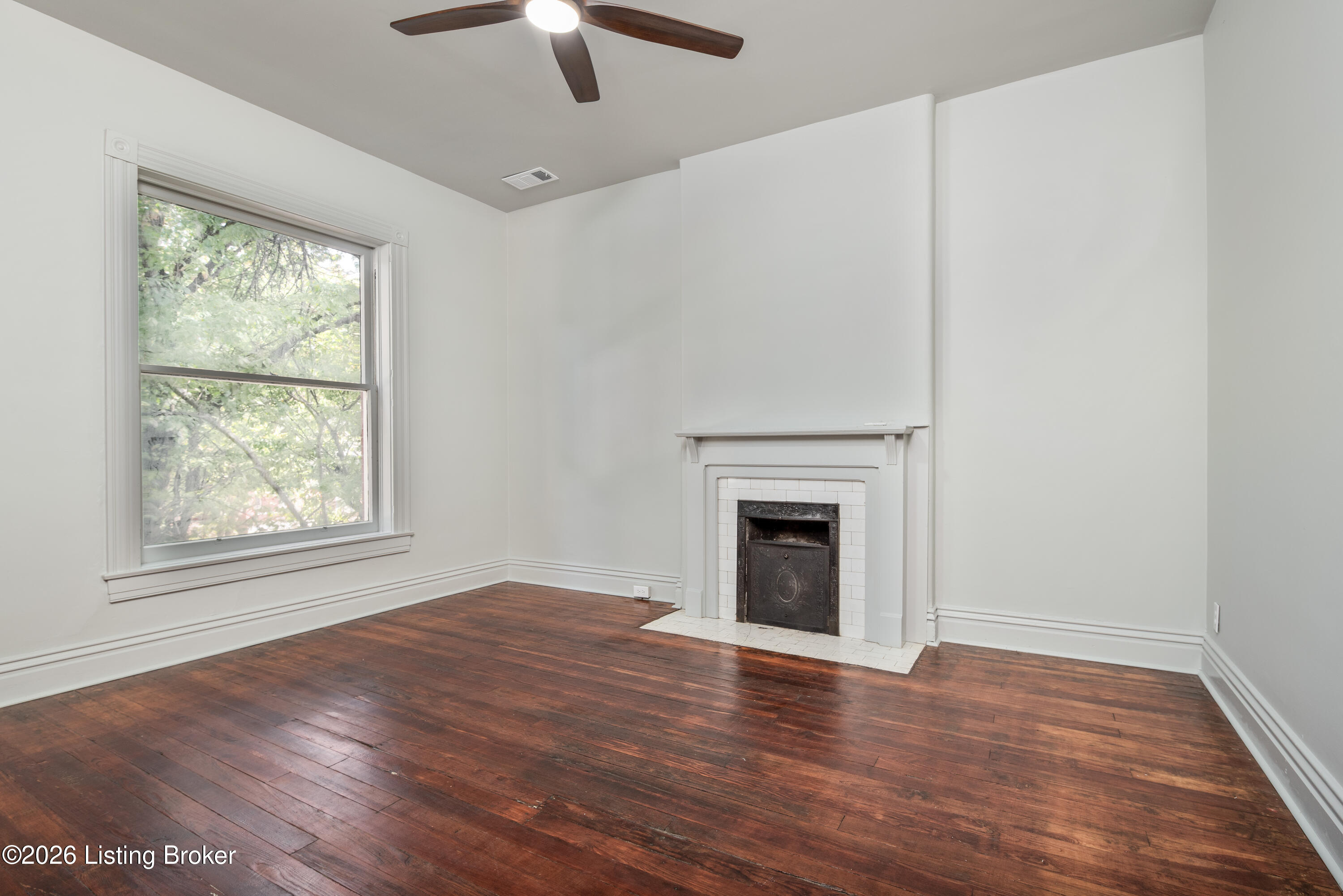 1372 S Floyd St Property Photo 17