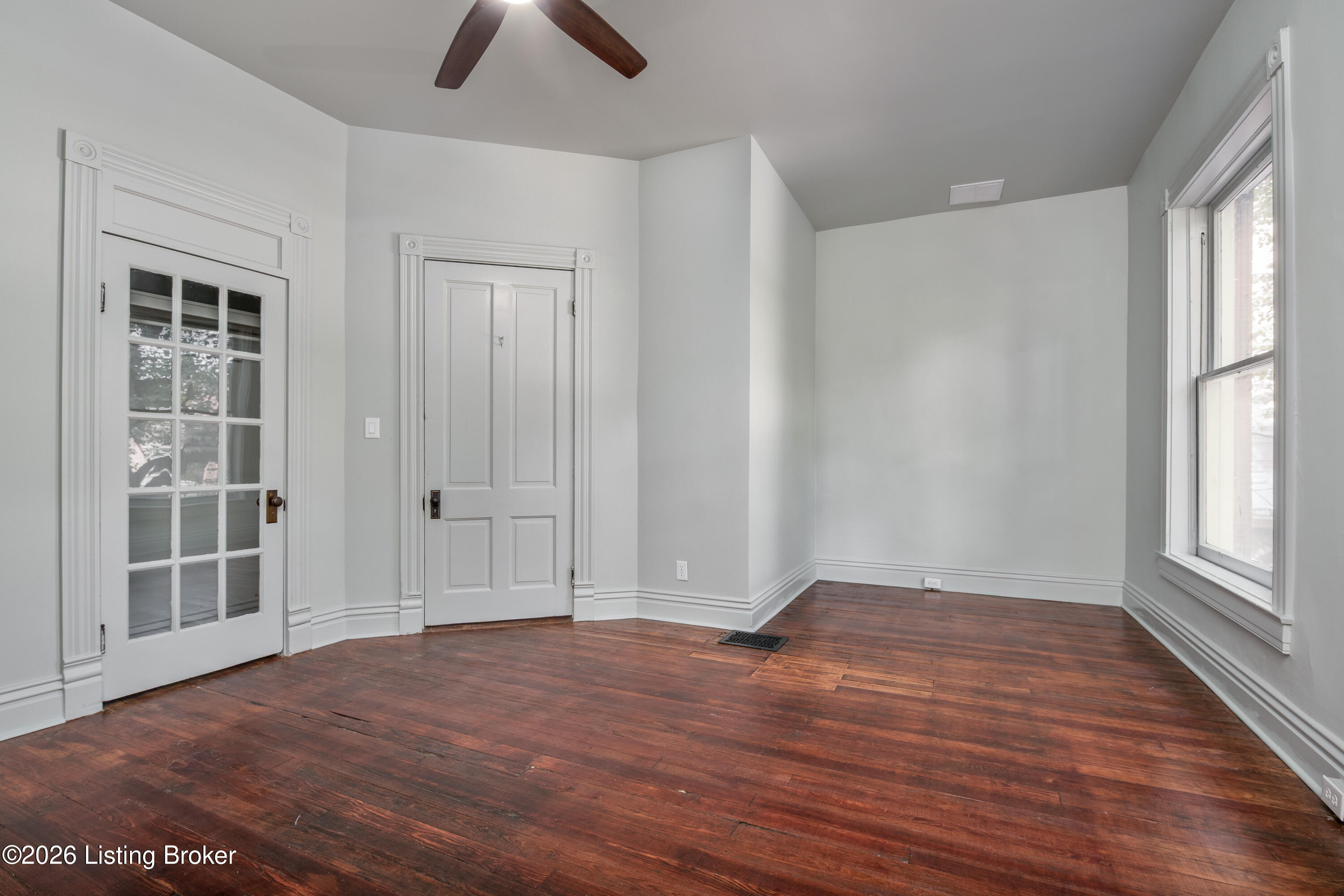 1372 S Floyd St Property Photo 18