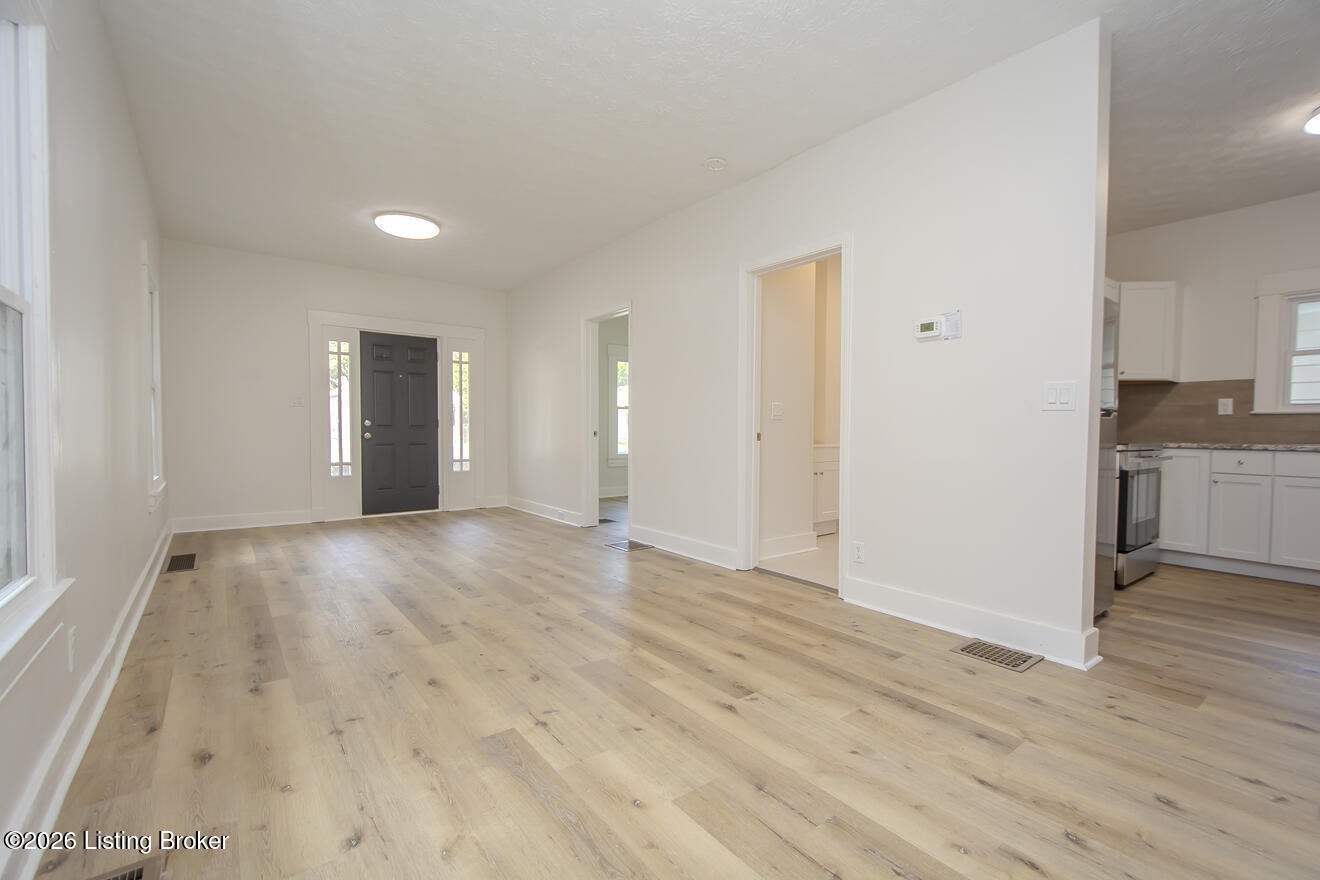 1224 Bicknell Ave Property Photo 9
