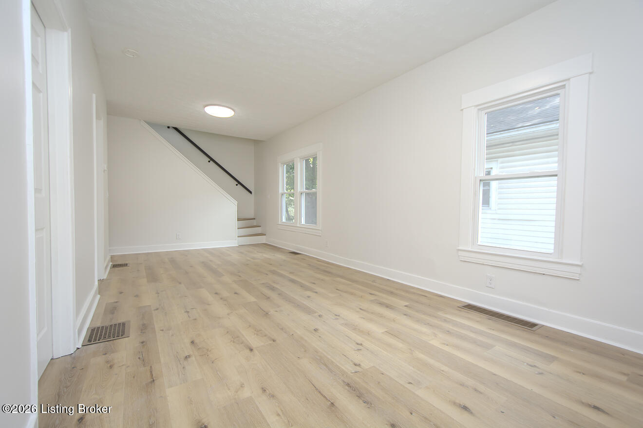 1224 Bicknell Ave Property Photo 11