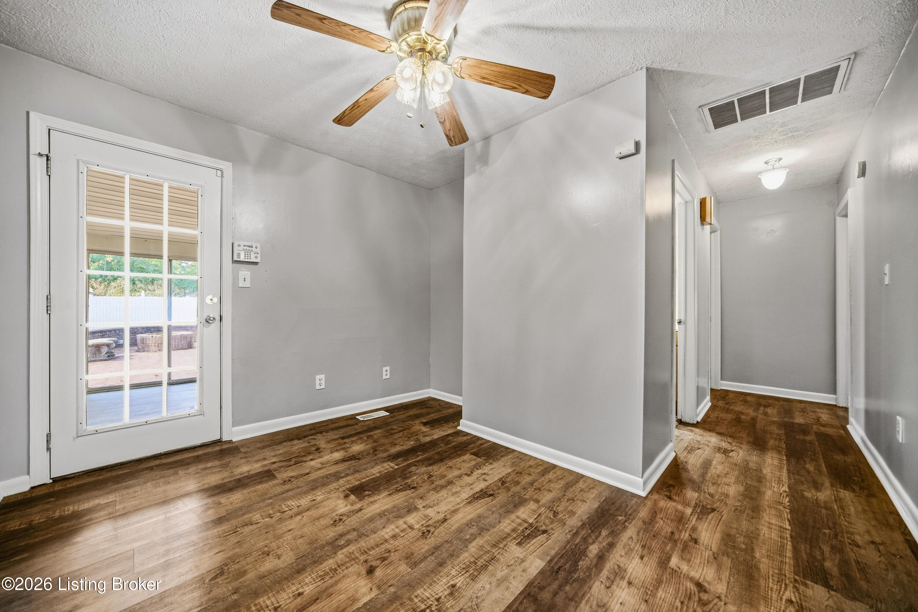 289 Ardmore Ln Property Photo 11