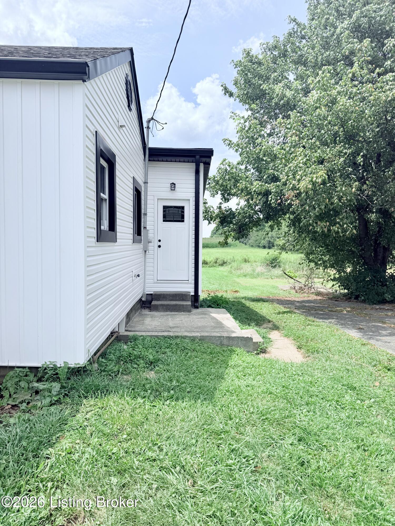 4439 S Wilson Rd Property Photo 4