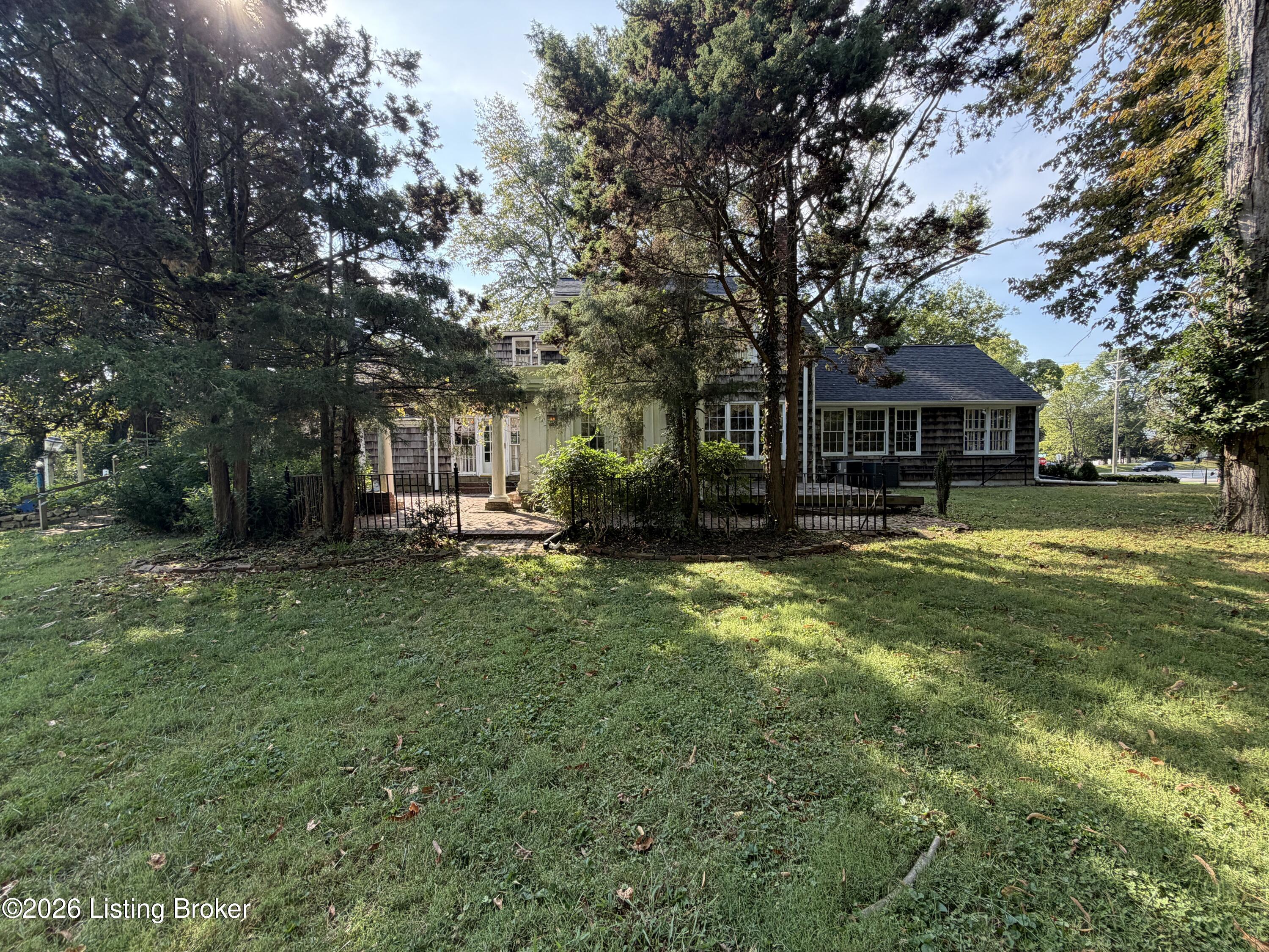 3939 Old Brownsboro Rd Property Photo 24