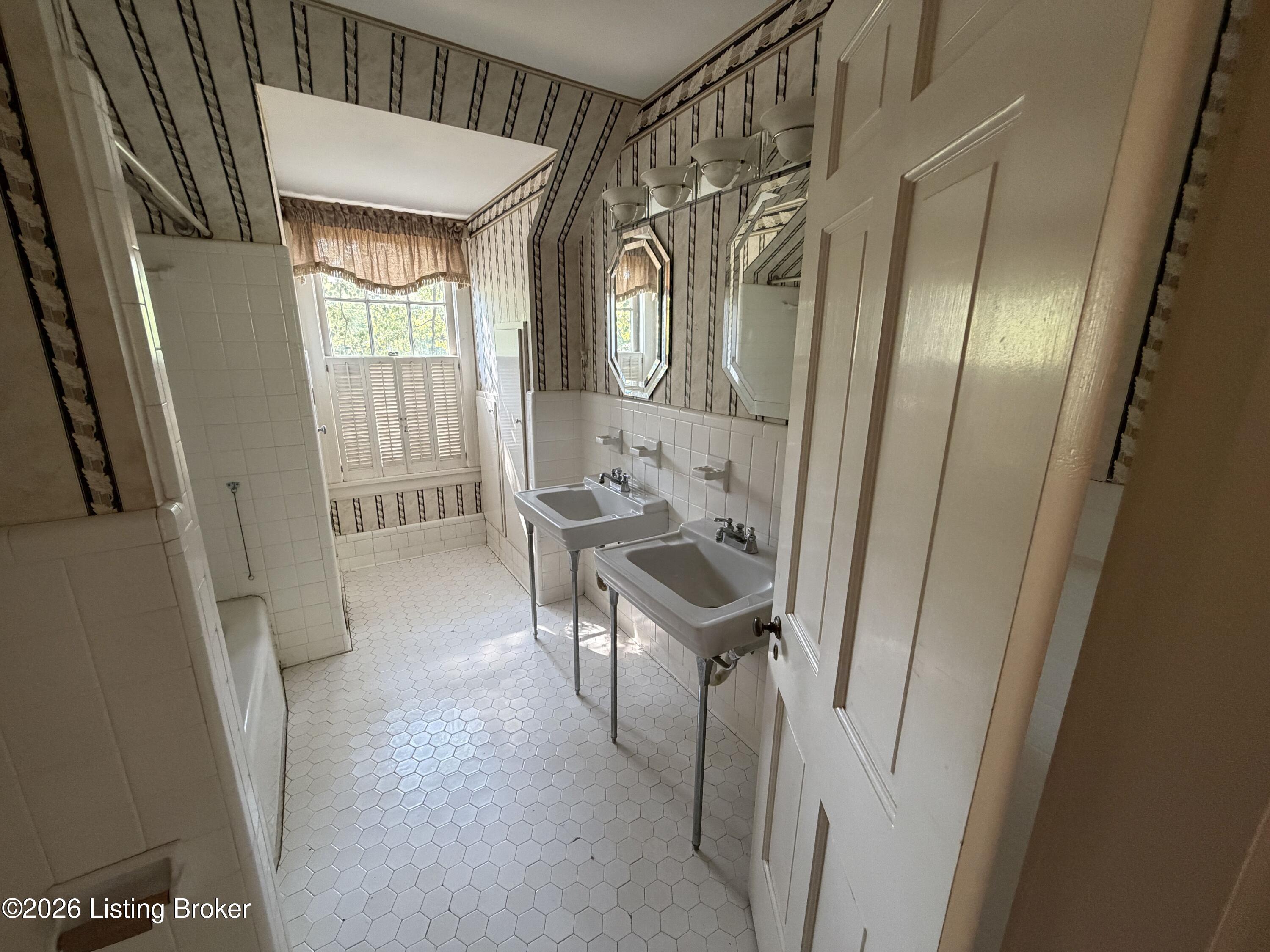 3939 Old Brownsboro Rd Property Photo 101