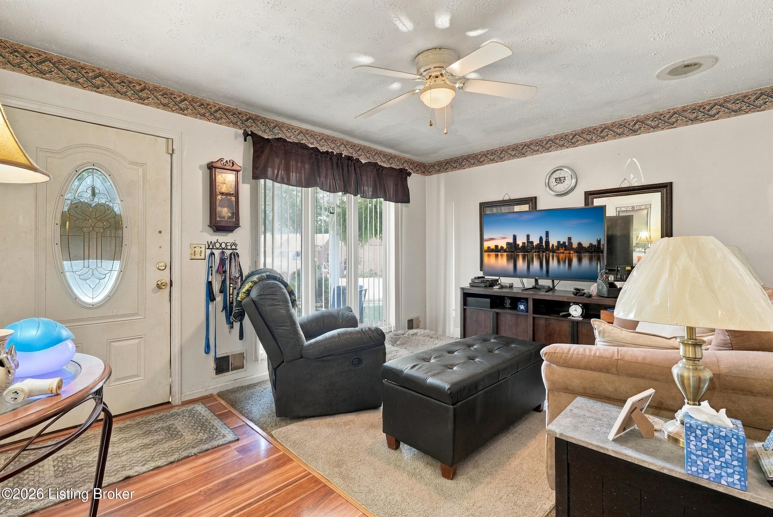 6115 Julie Kays Way Property Photo 6