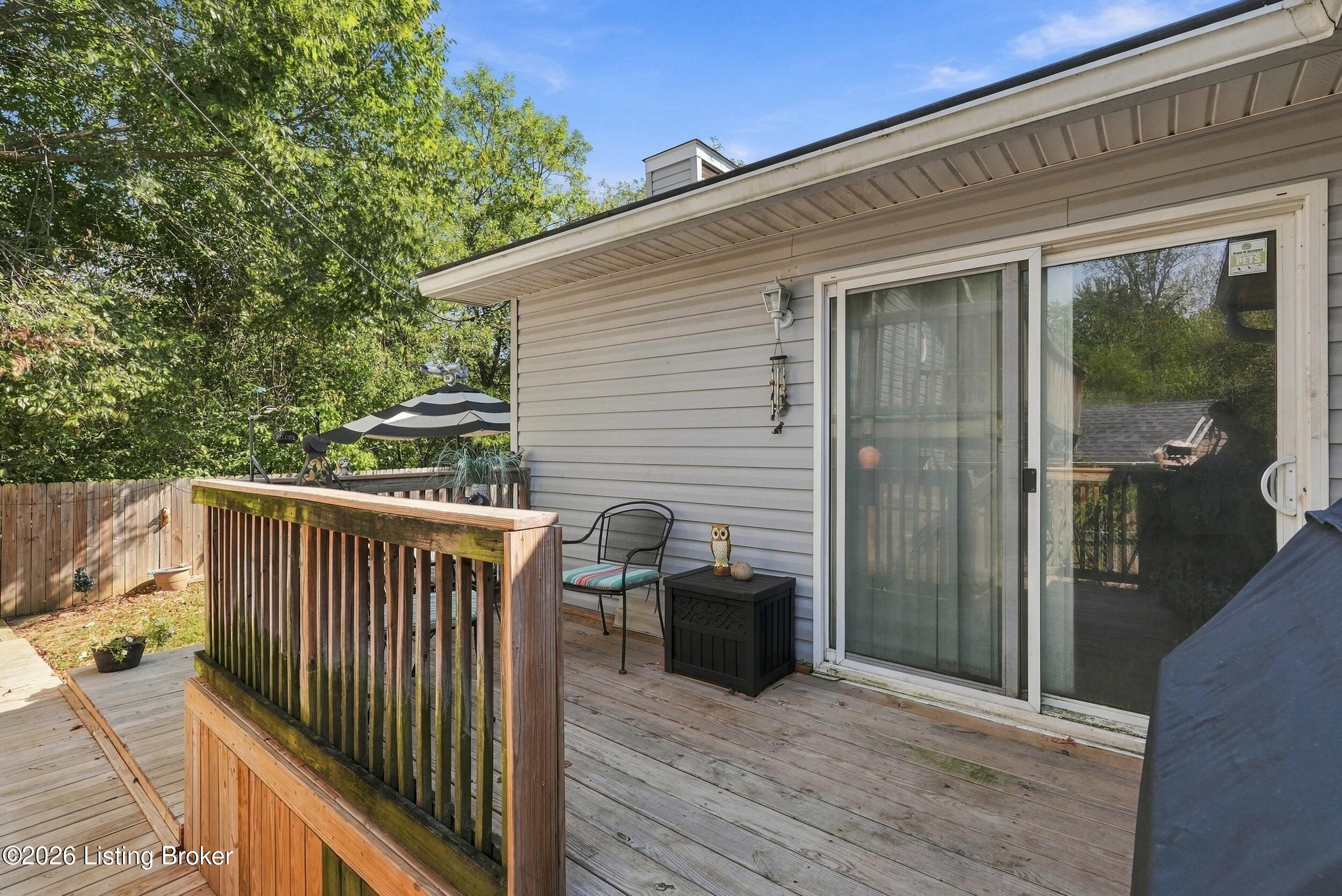 6115 Julie Kays Way Property Photo 19