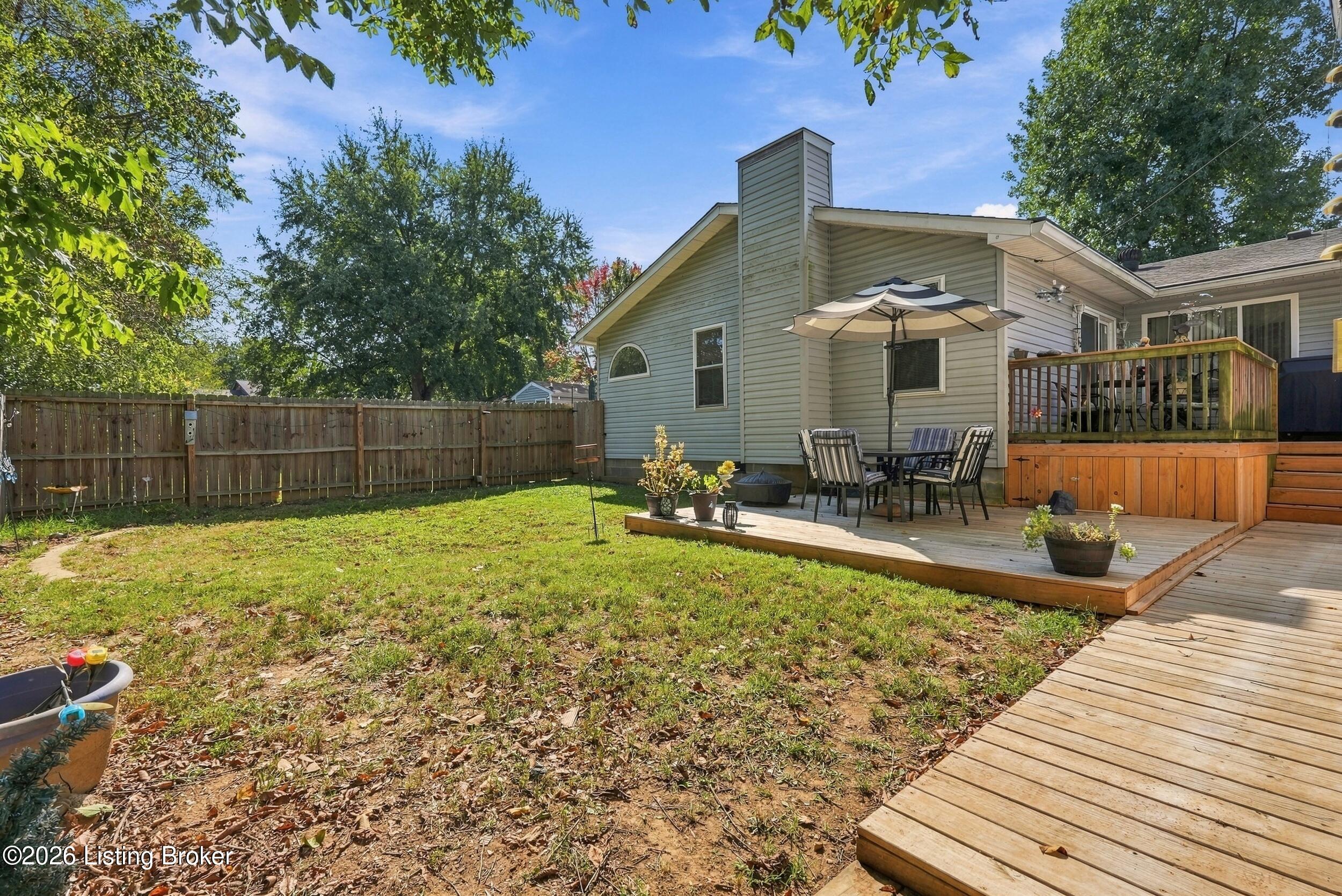 6115 Julie Kays Way Property Photo 21
