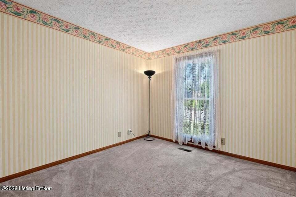 105 Beckley Woods Dr Property Photo 29